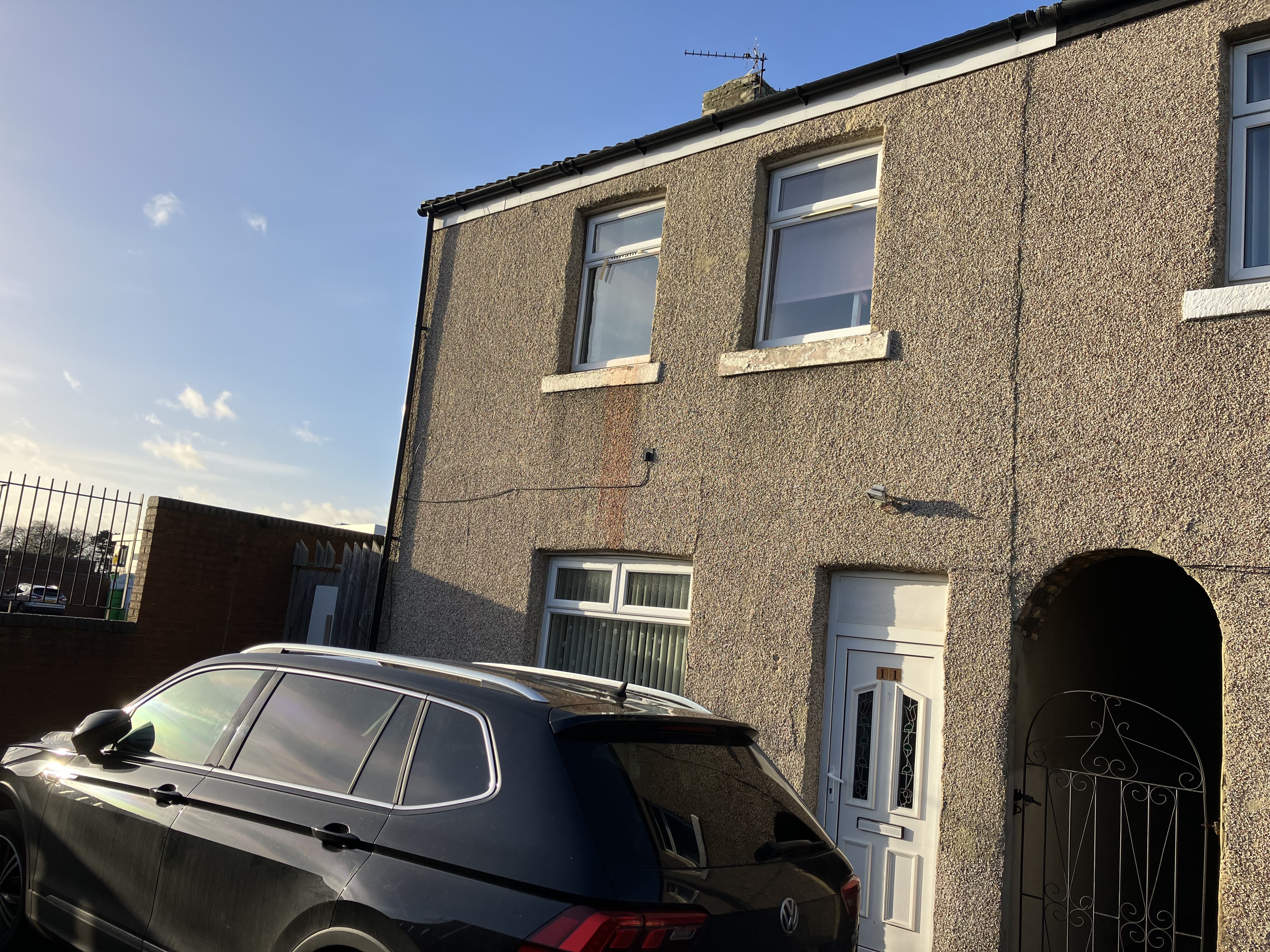 INVESTMENT - Freehold Mid Terrace House