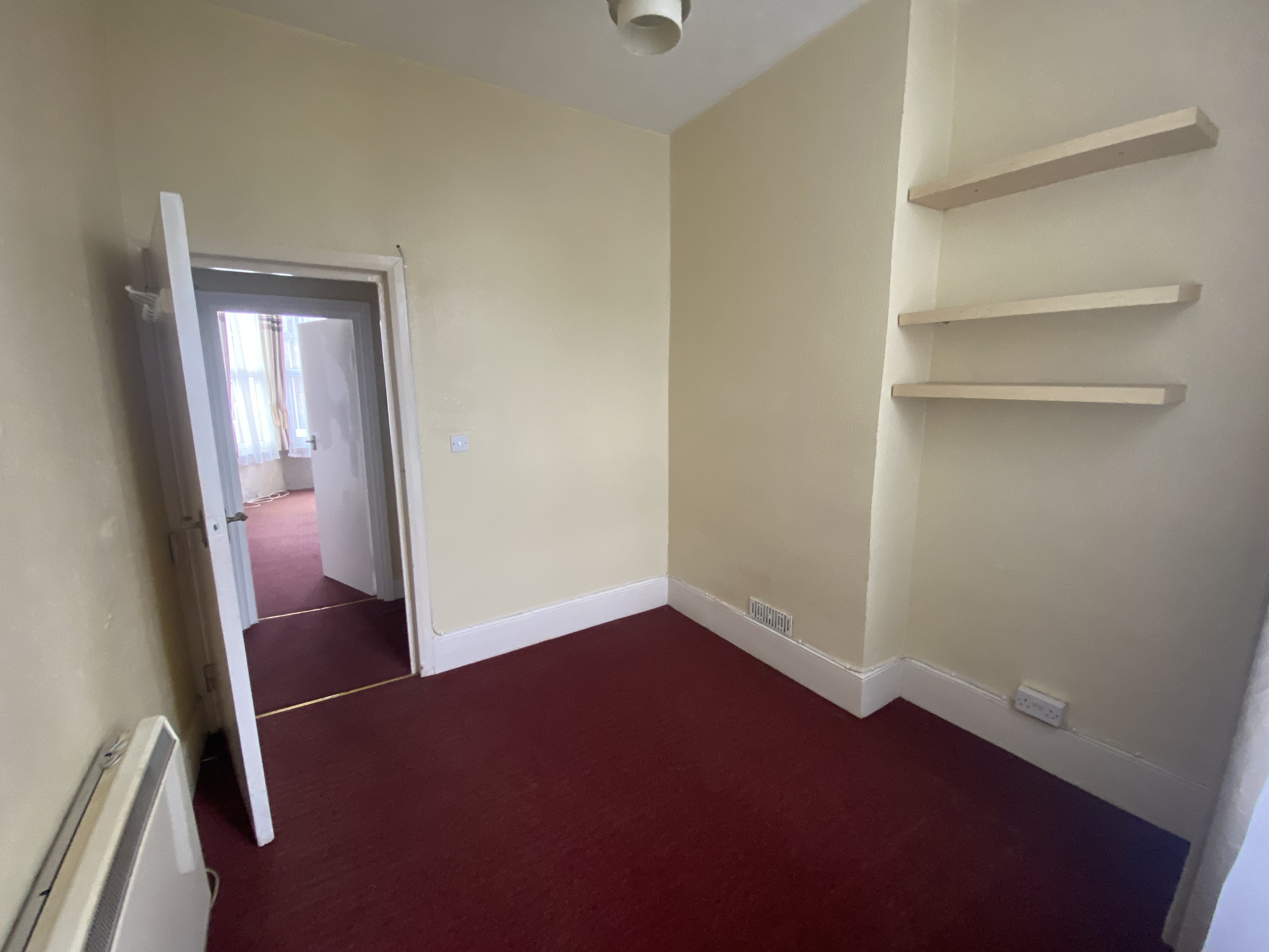 VACANT - Leasehold Self Contained First Floor Flat