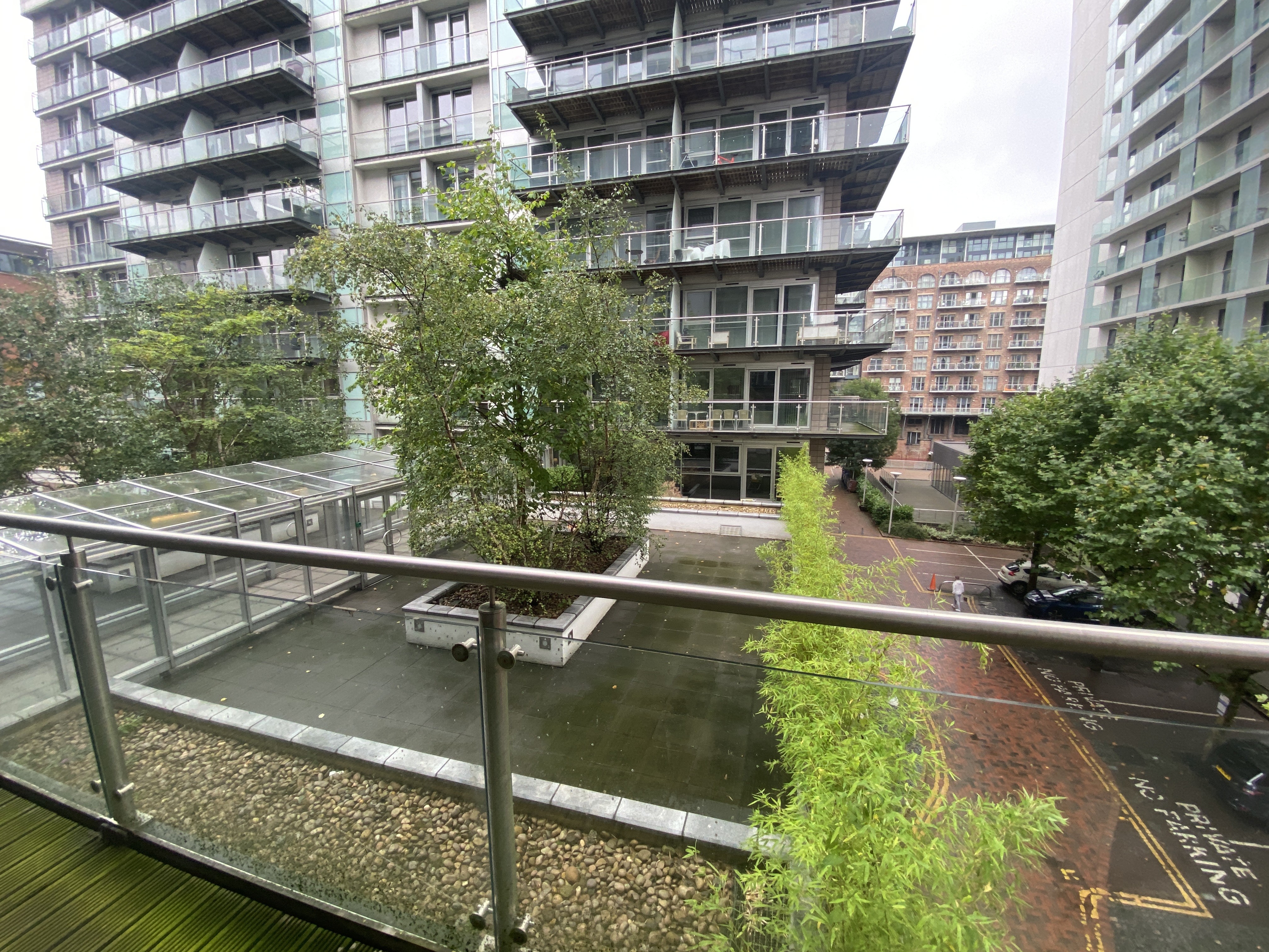 VACANT - Leasehold Self Contained Third Floor Flat