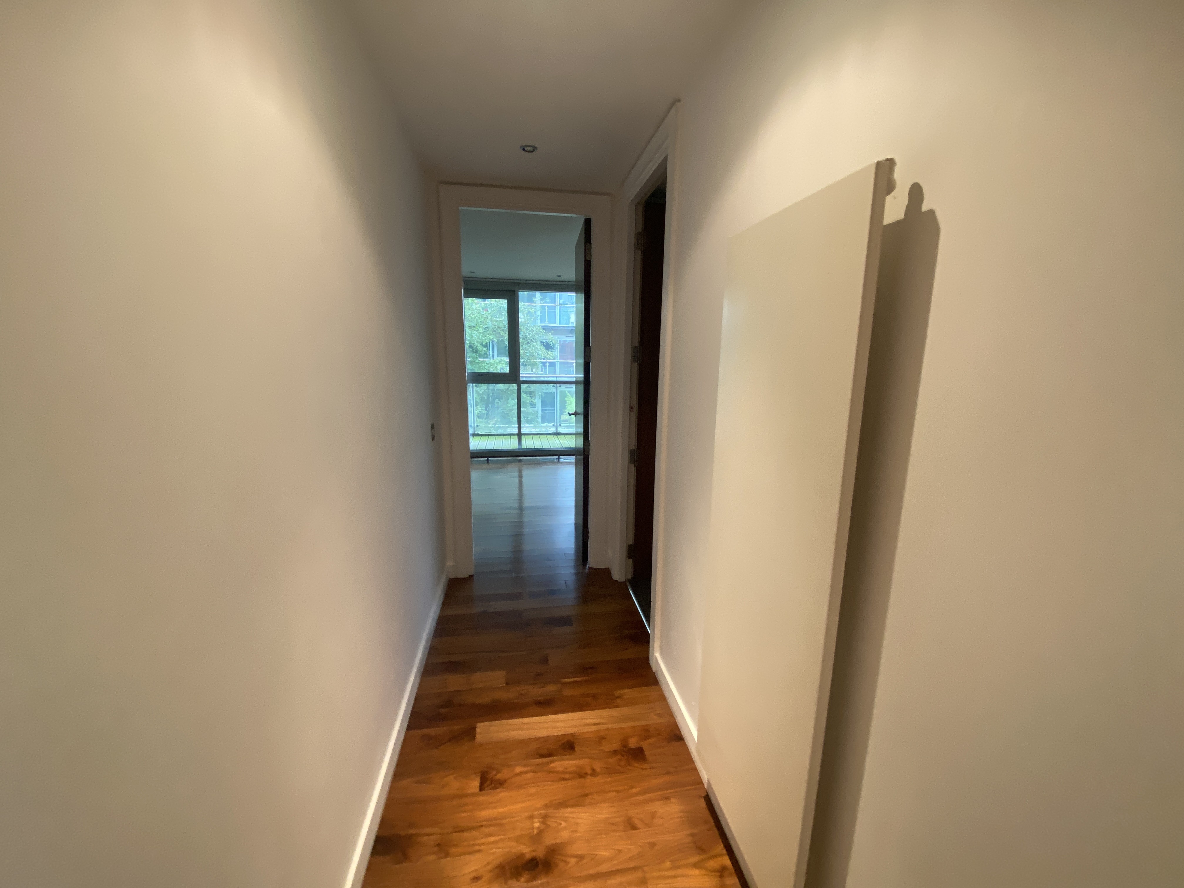 VACANT - Leasehold Self Contained Third Floor Flat