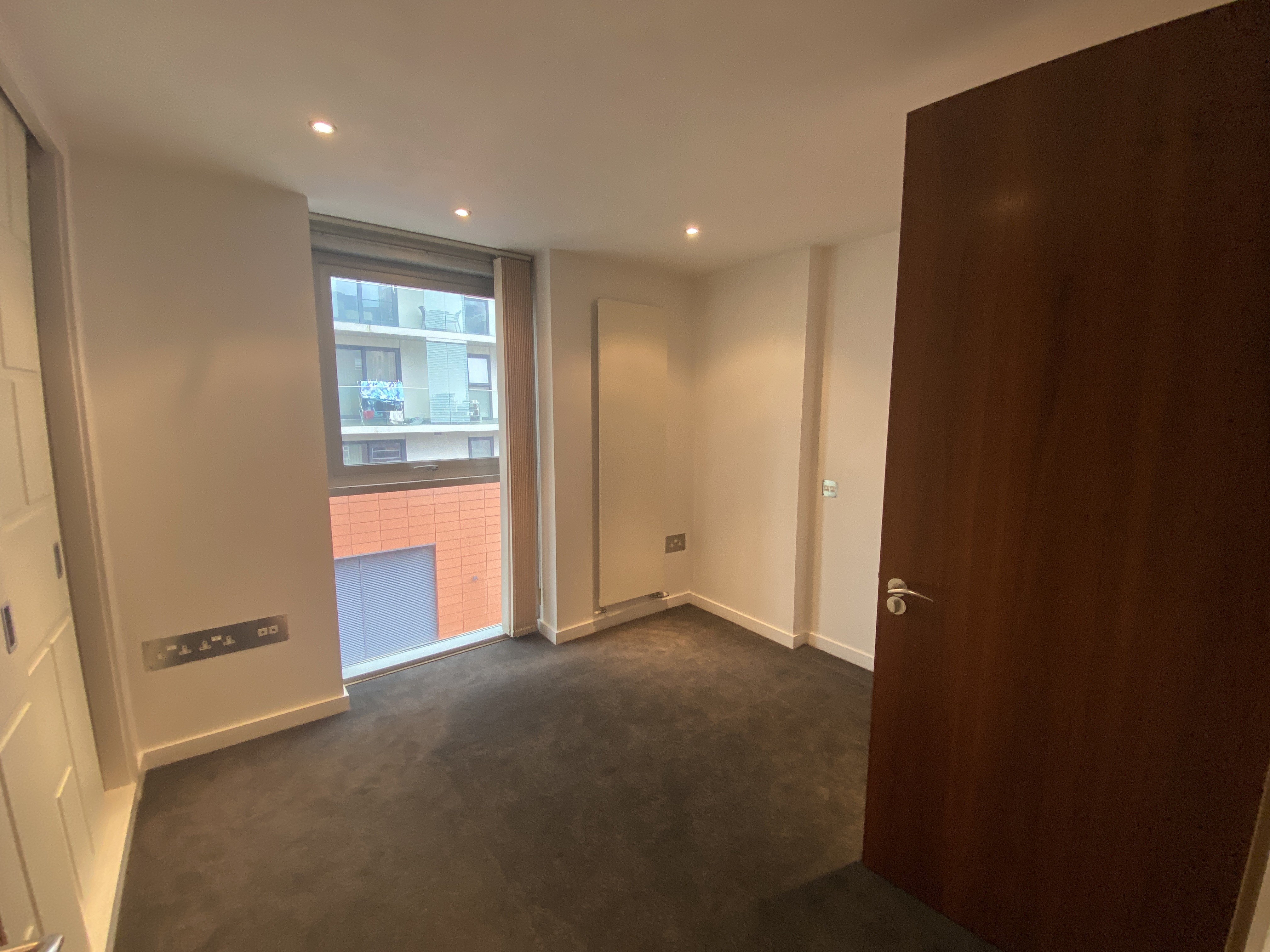 VACANT - Leasehold Self Contained Third Floor Flat