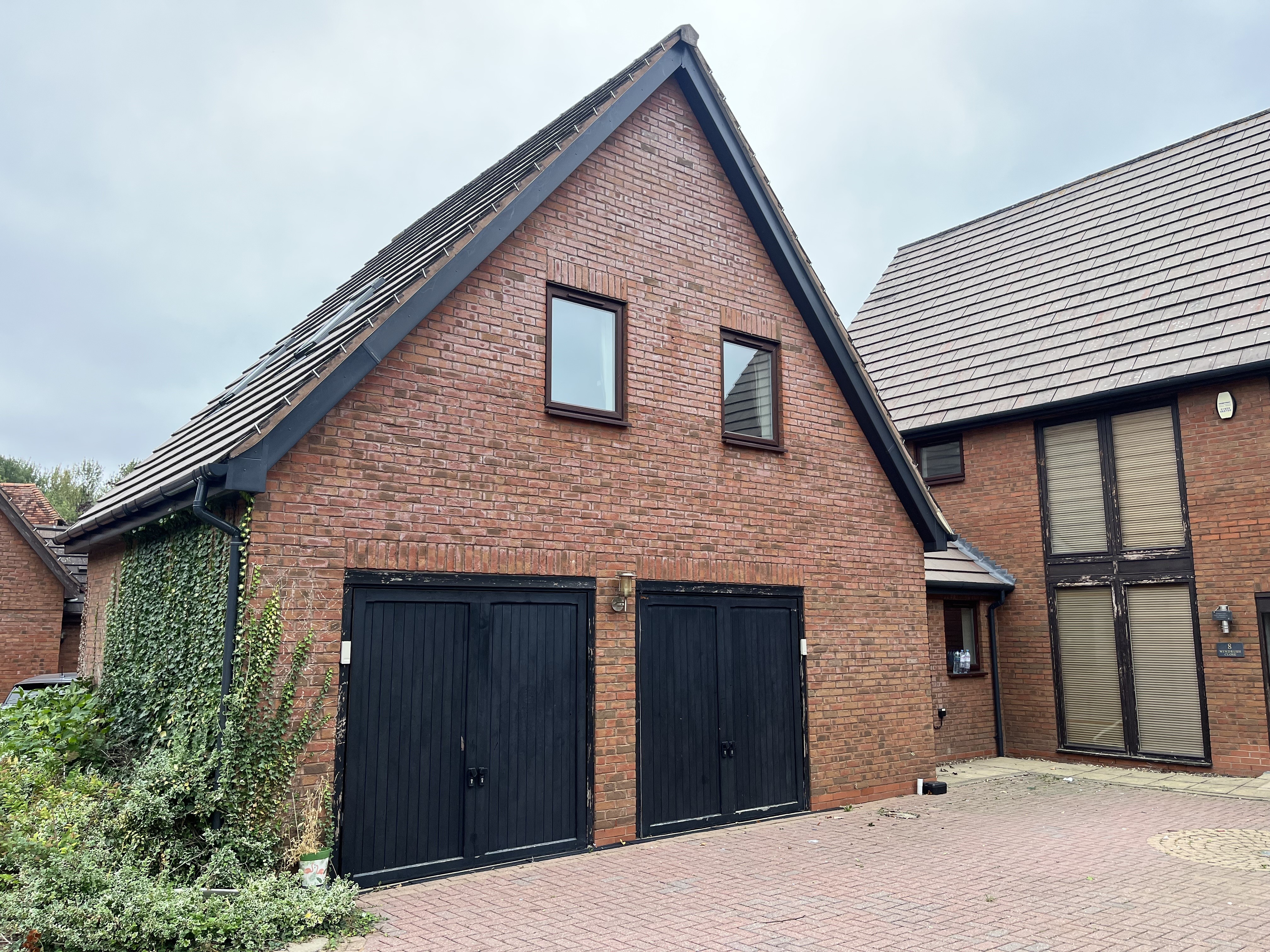 VACANT - Freehold Detached House