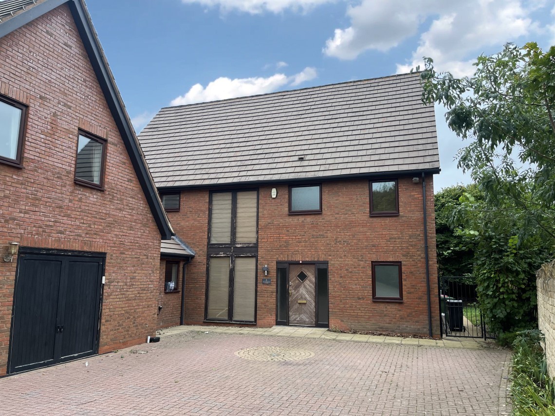 VACANT - Freehold Detached House