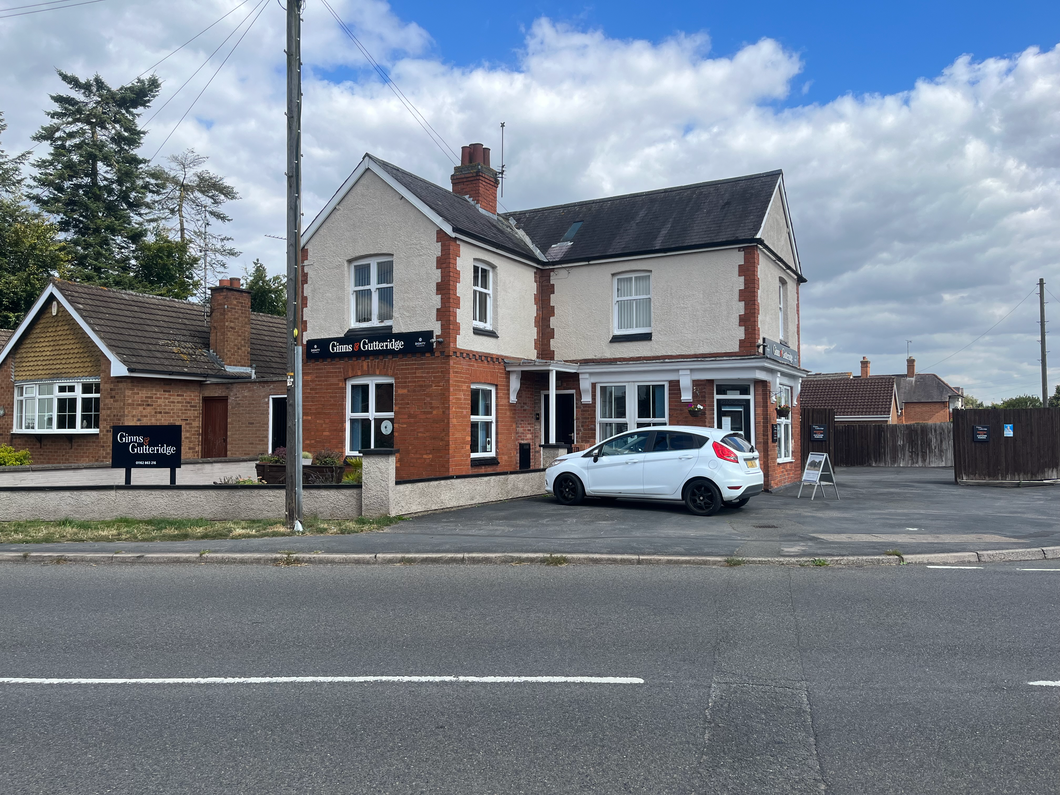 VACANT - Long Leasehold Self Contained First Floor Flat