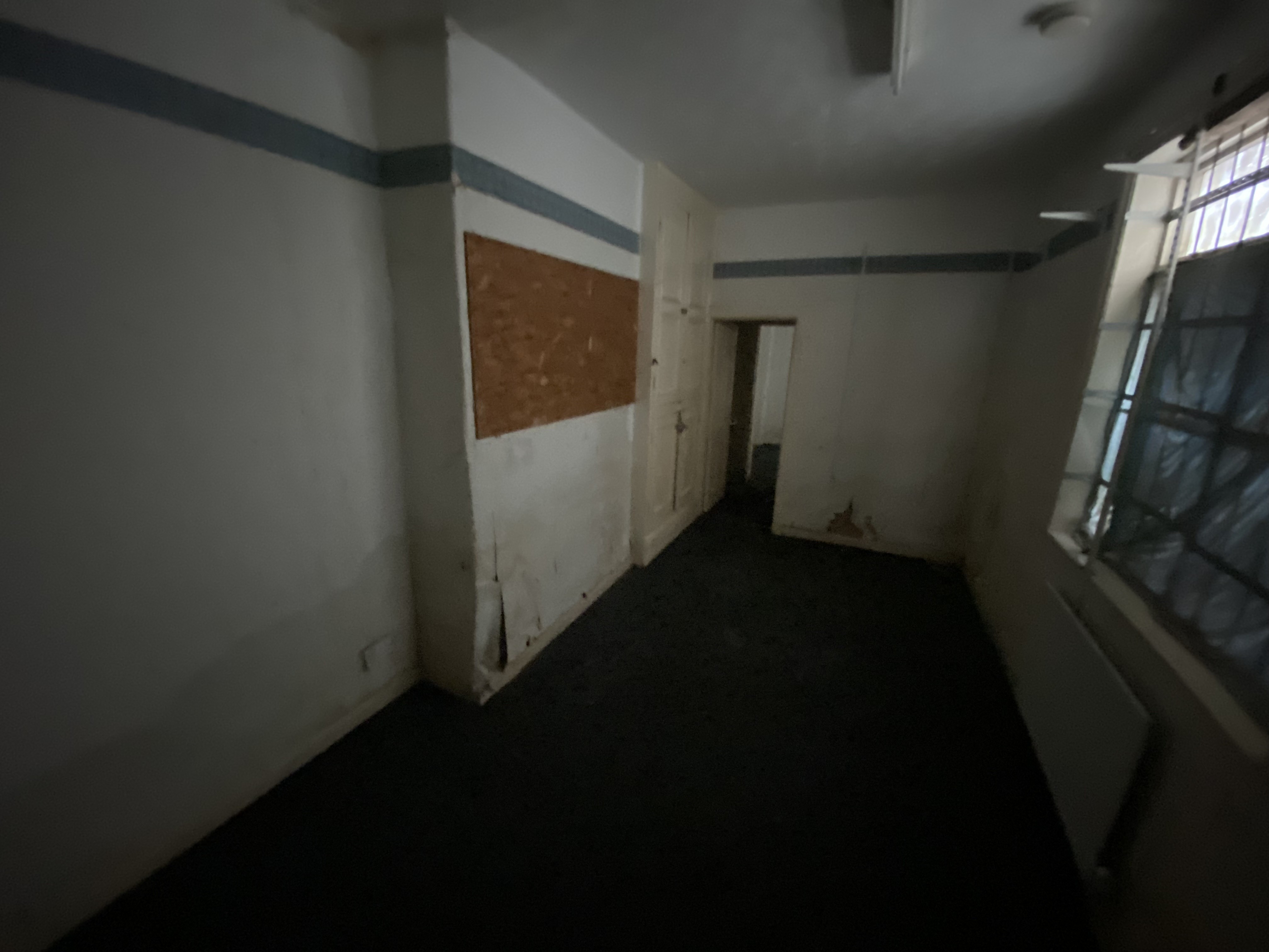 VACANT - Freehold Terrace House