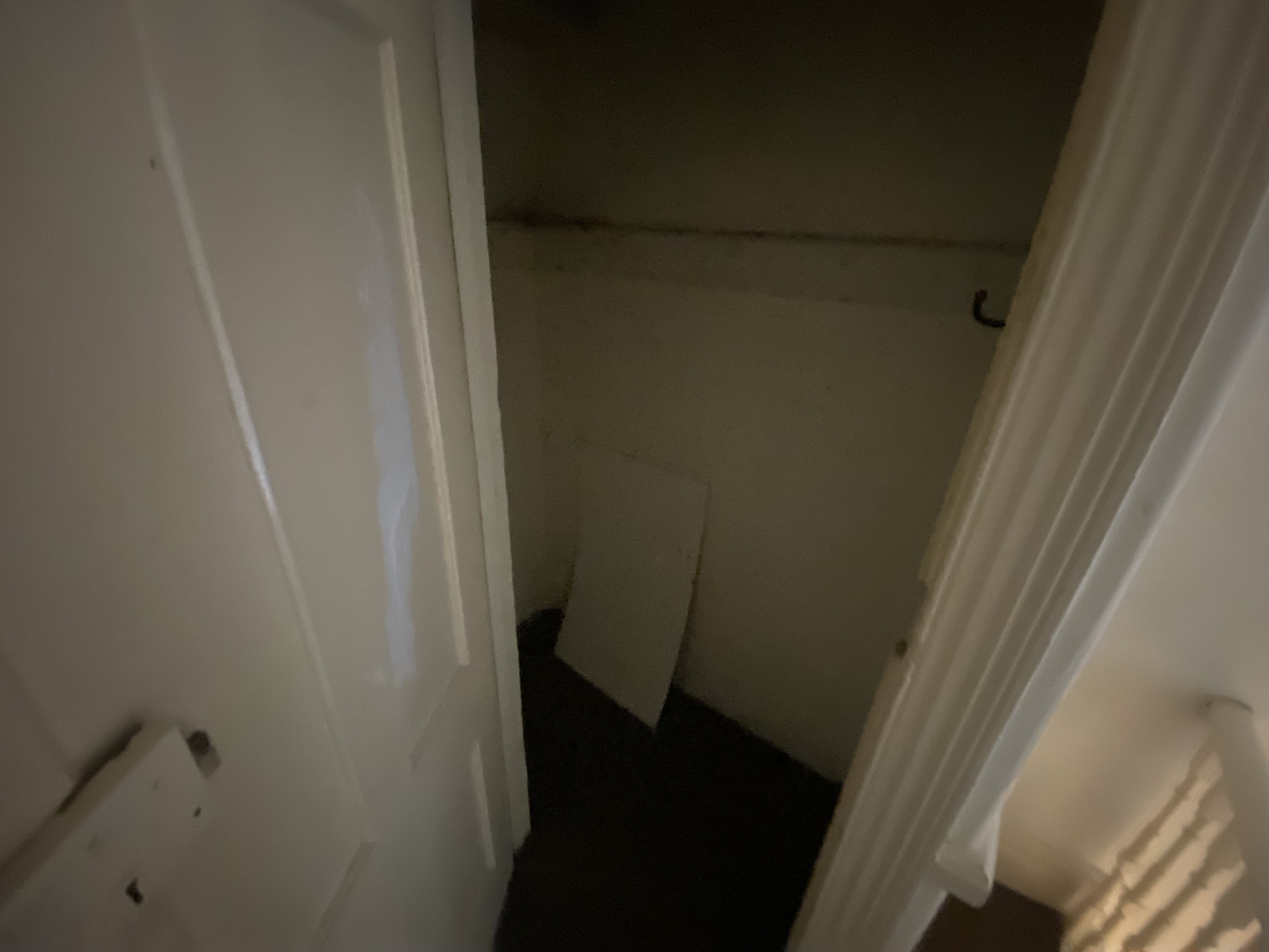 VACANT - Freehold Terrace House