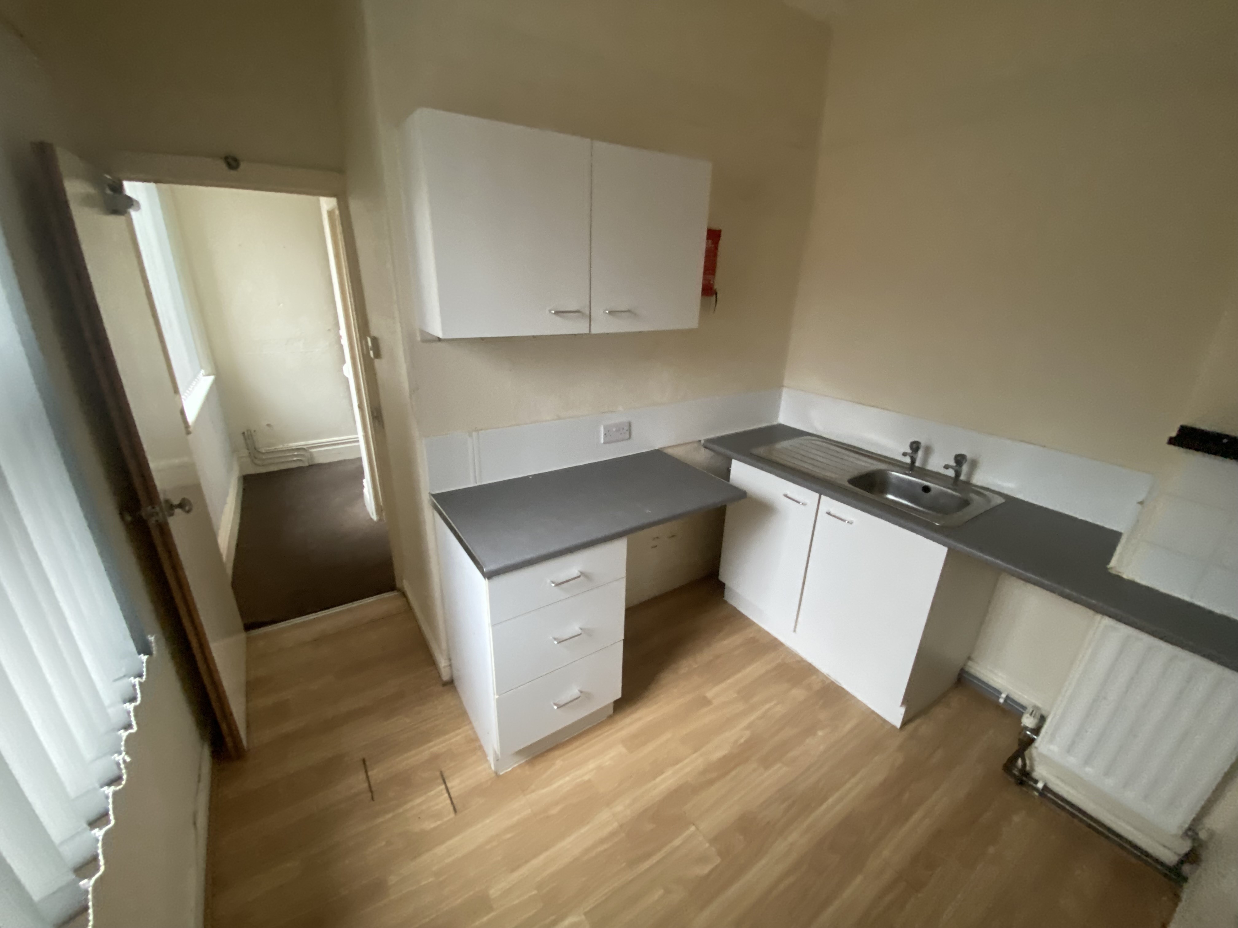 VACANT - Freehold Terrace House