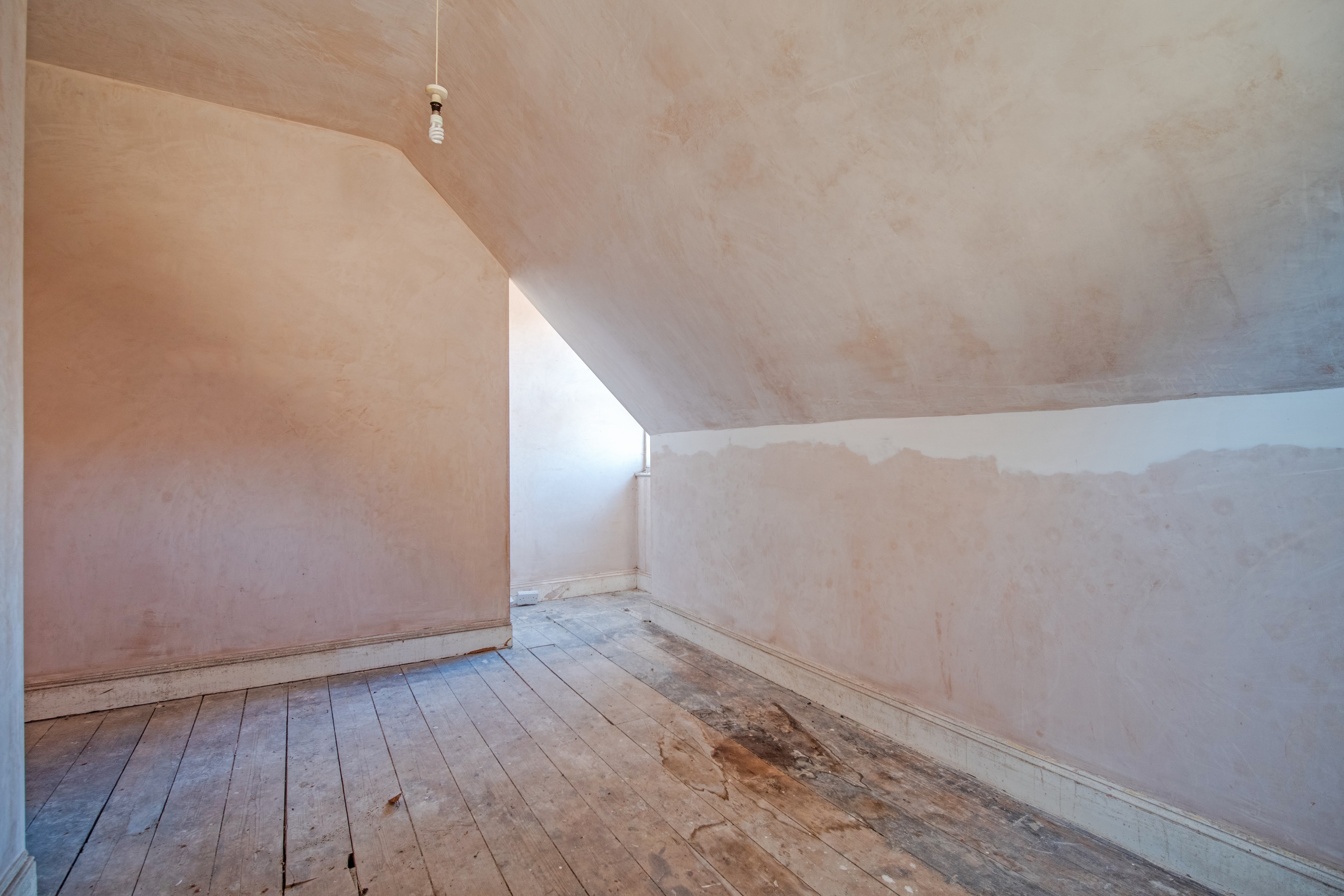 VACANT - Substantial Detached Freehold Building