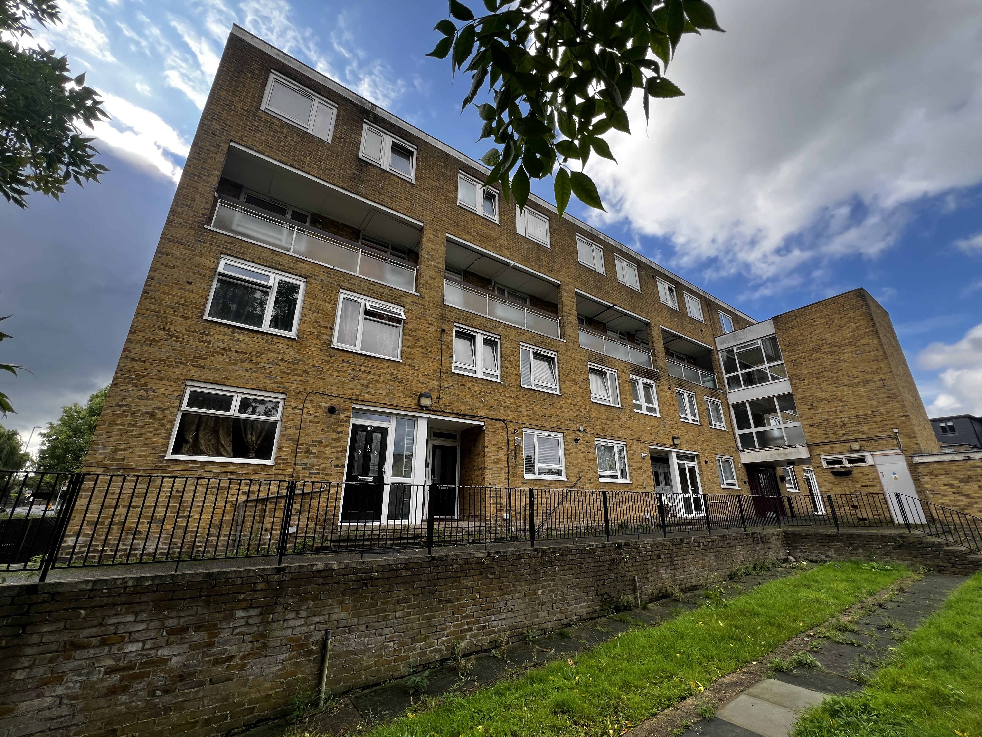 INVESTMENT - Leasehold Split Level Purpose Built Maisonette