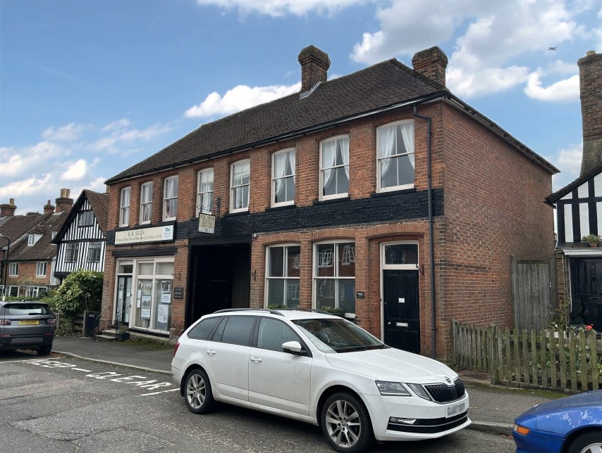 INVESTMENT - Leasehold Terrace House