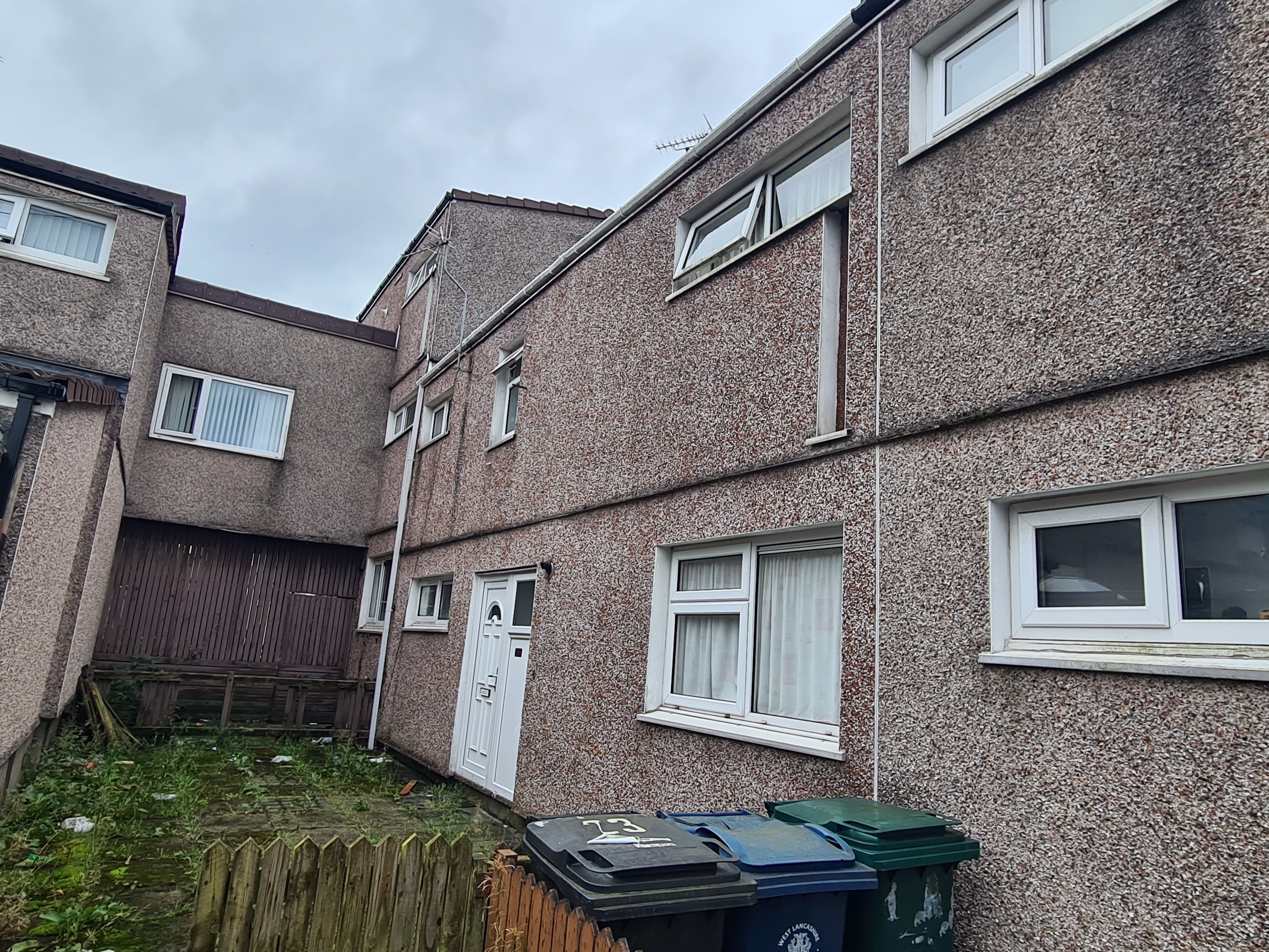 INVESTMENT - Freehold Terrace House