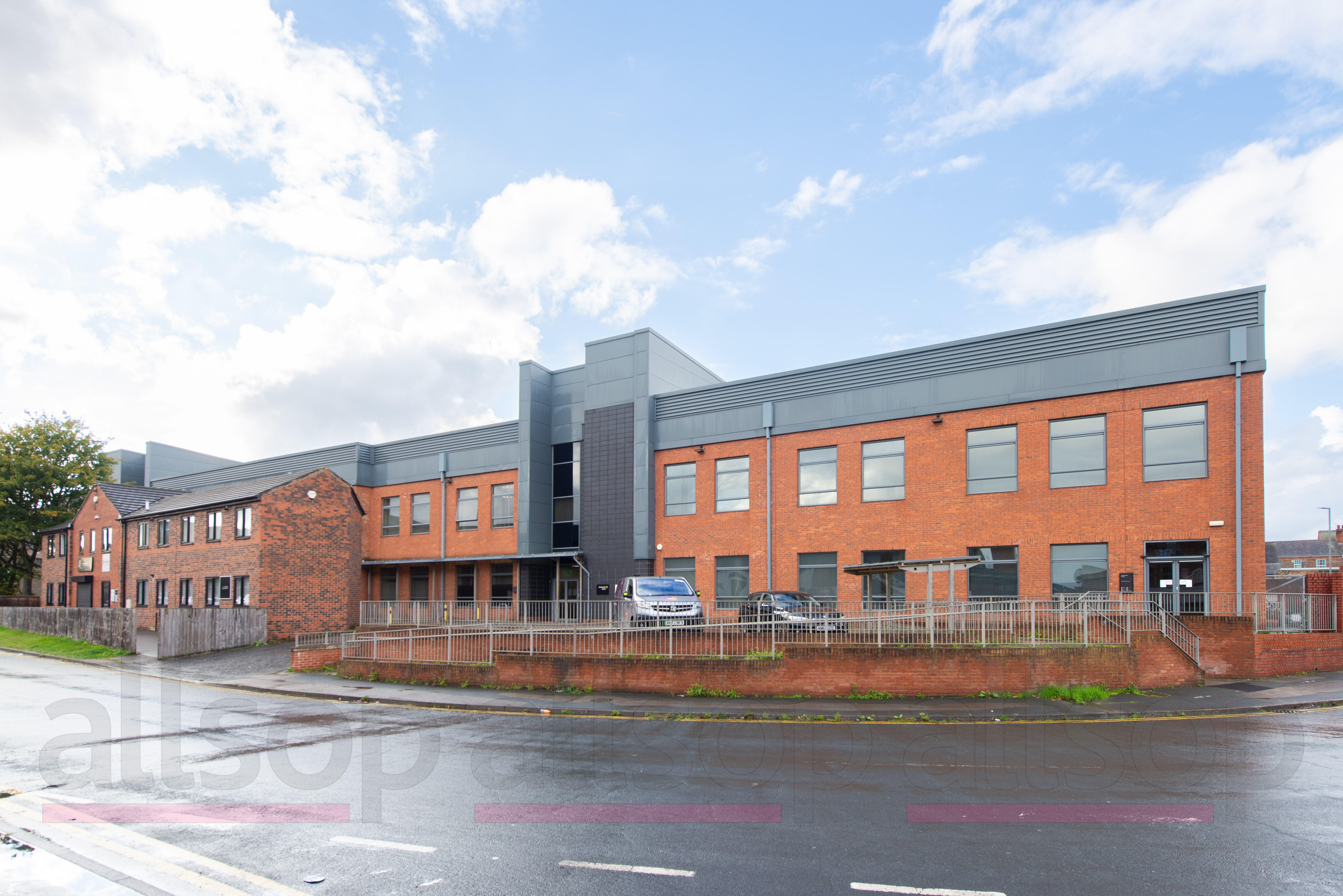 Well located Freehold Office Investment