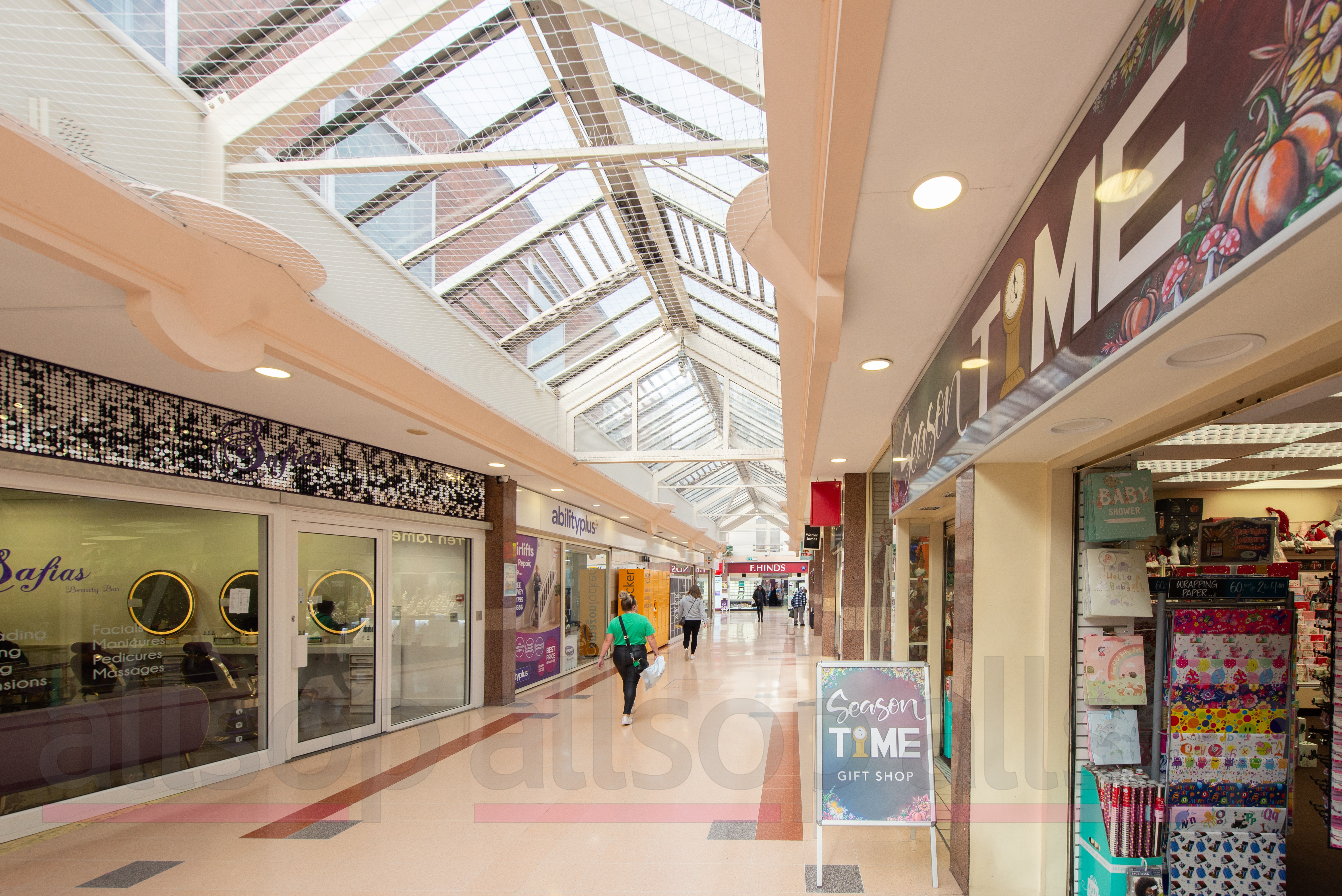 Prominent Town Centre Freehold Shopping Centre Investment
