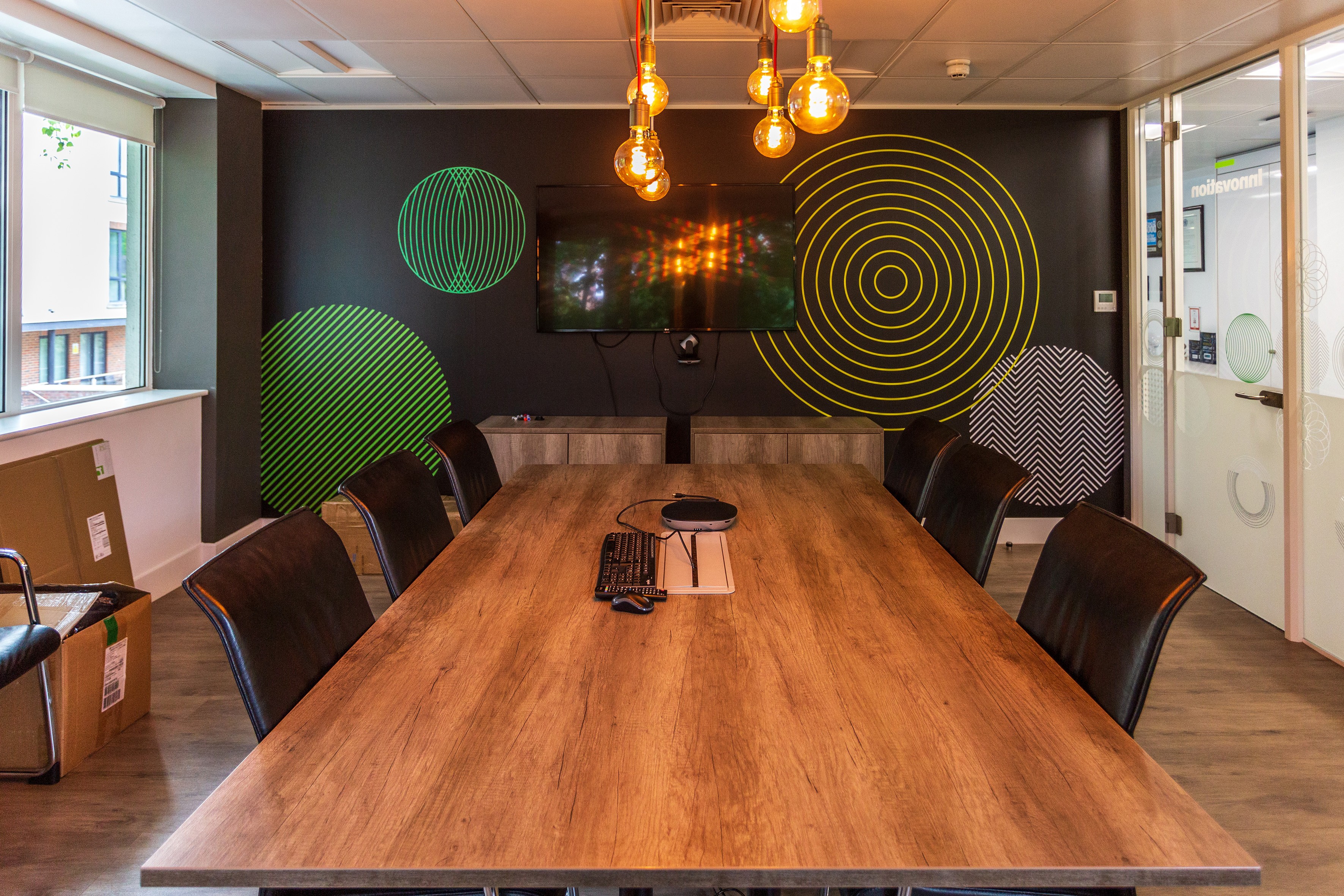 Freehold Multi-Let Modern Office Investment