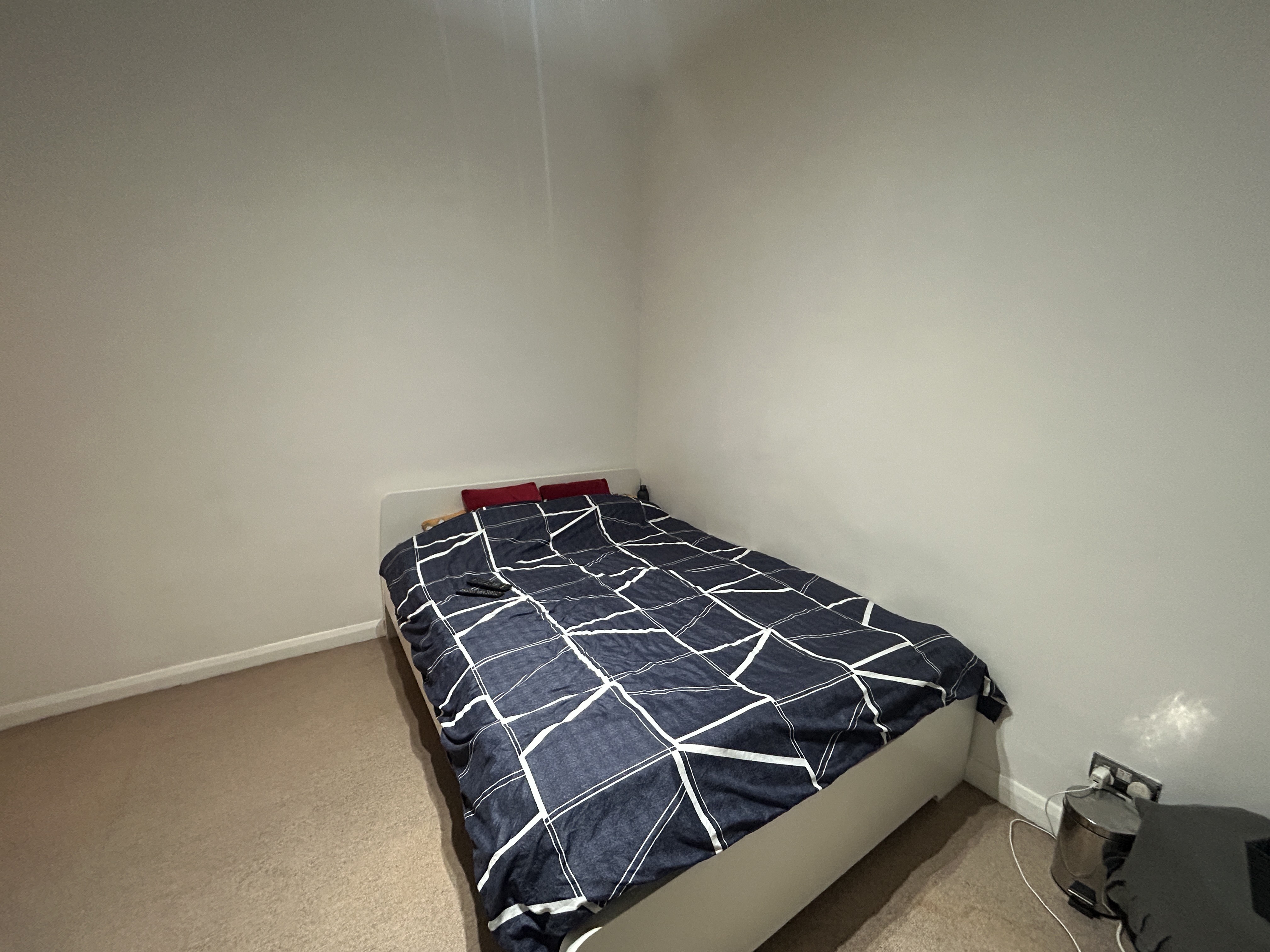 INVESTMENT - Leasehold Self Contained First Floor Flat