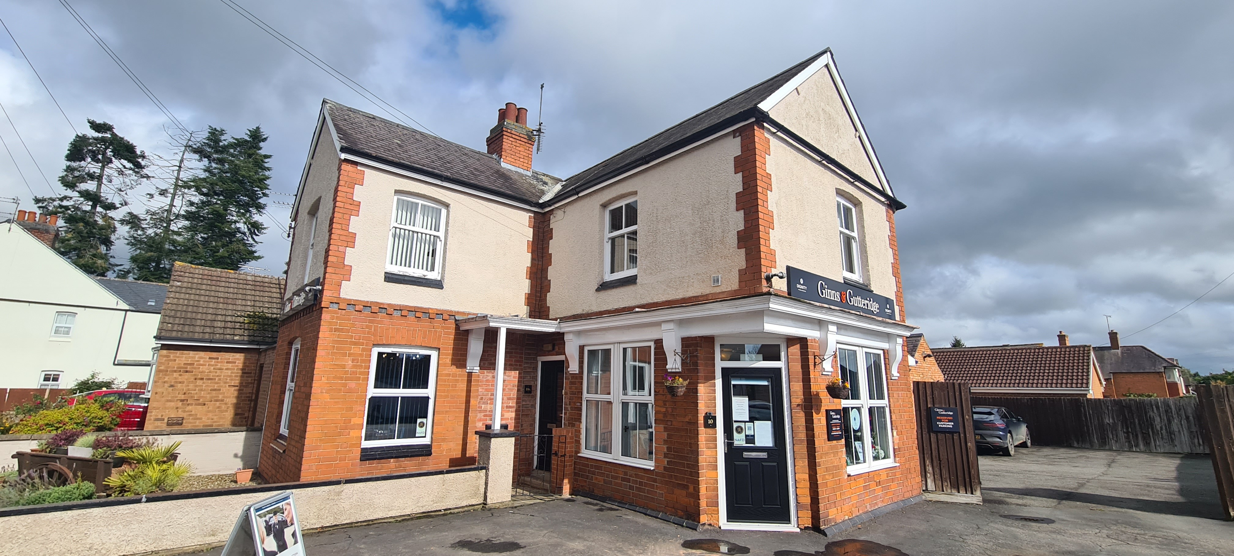 VACANT - Long Leasehold Self Contained First Floor Flat
