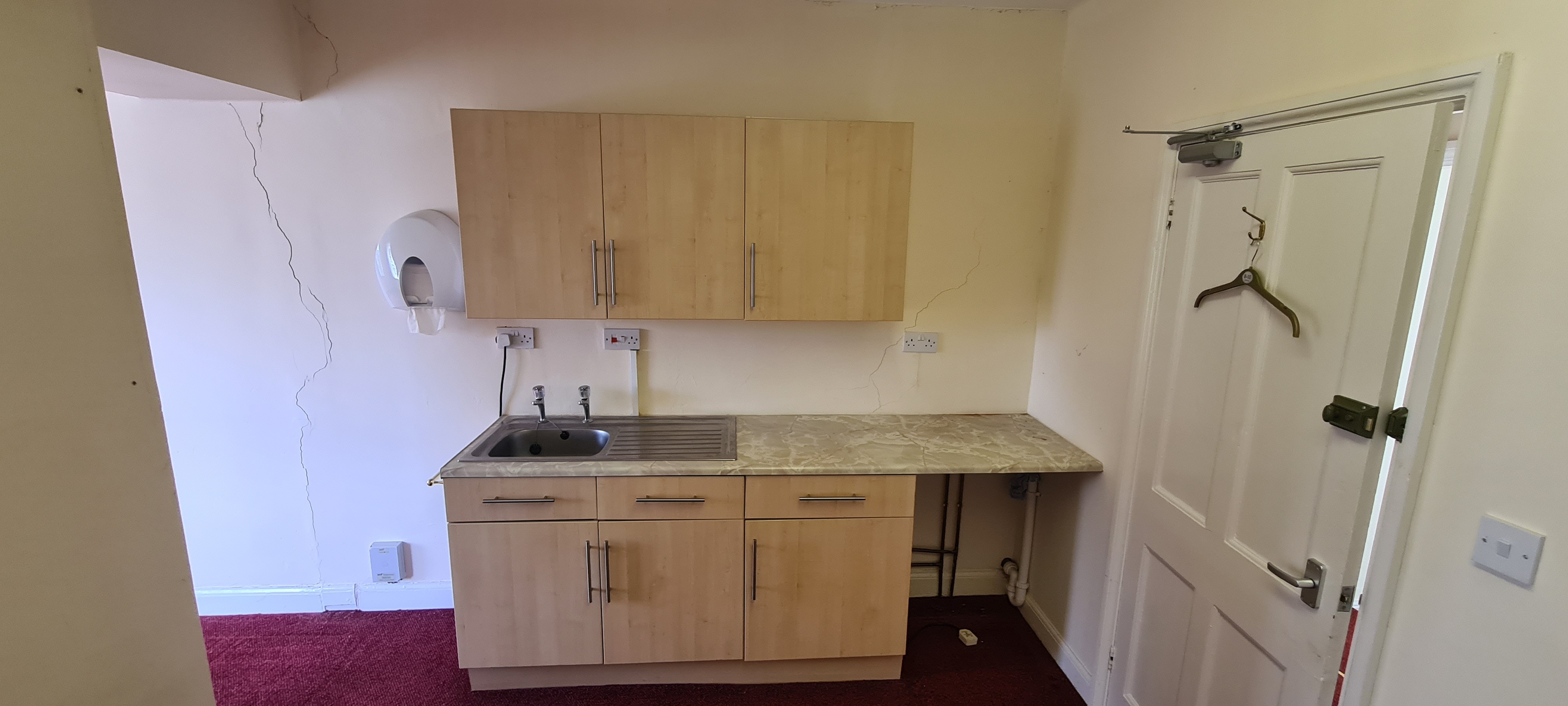 VACANT - Long Leasehold Self Contained First Floor Flat