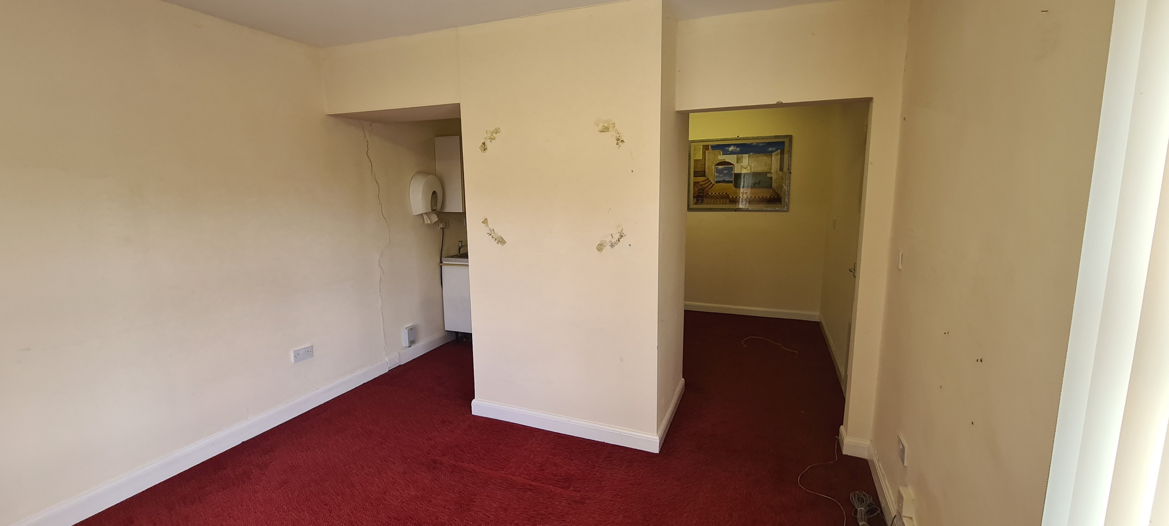 VACANT - Long Leasehold Self Contained First Floor Flat