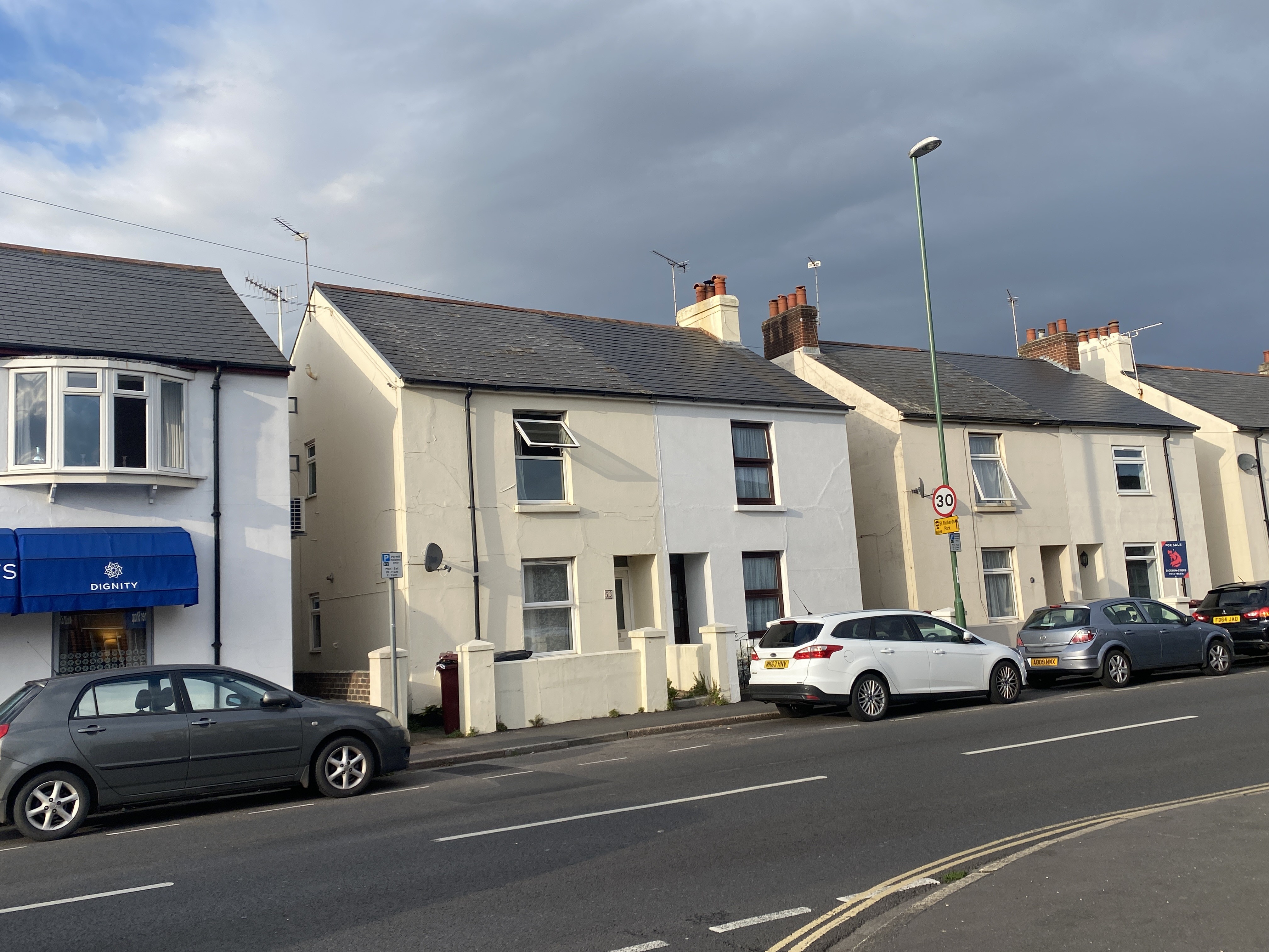 VACANT - Freehold Semi-Detached House 