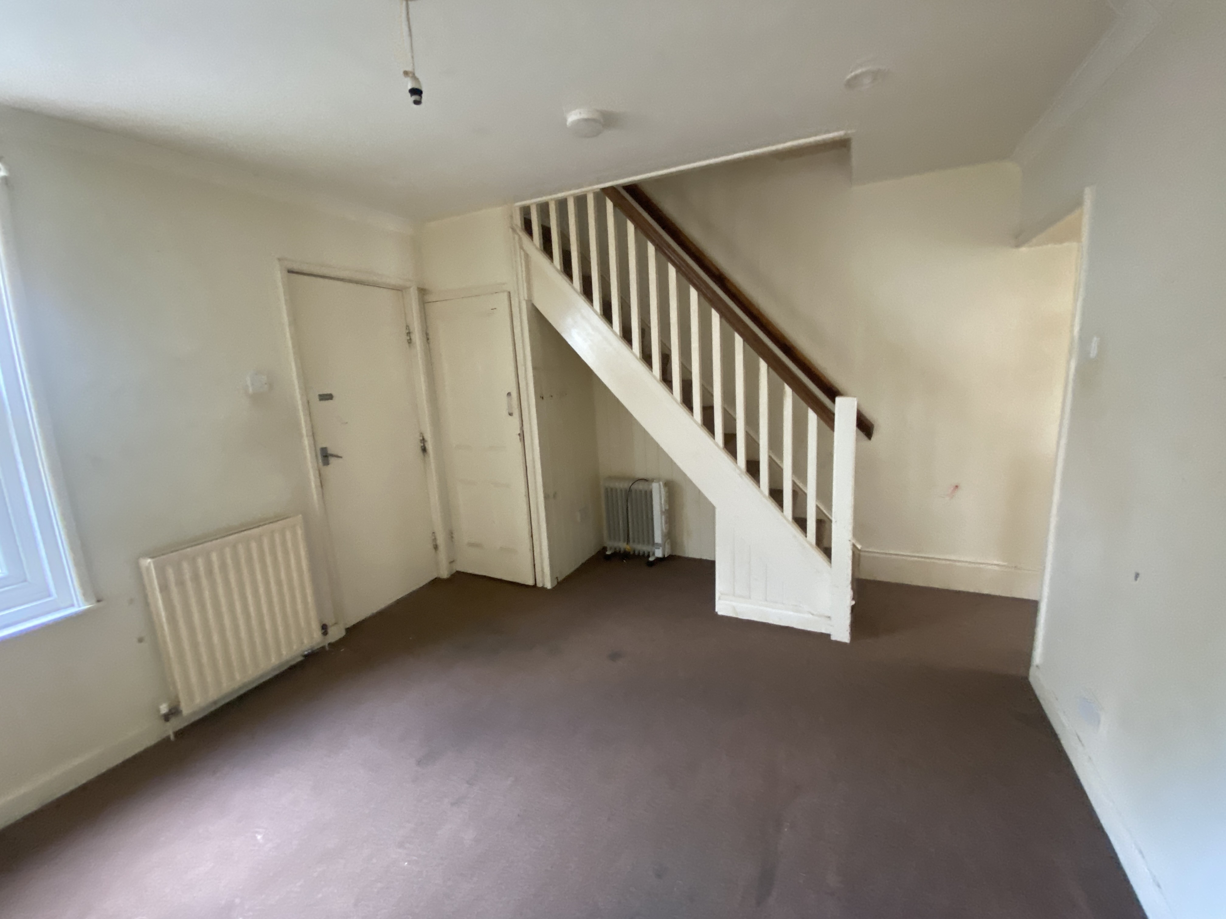 VACANT - Freehold Semi-Detached House 