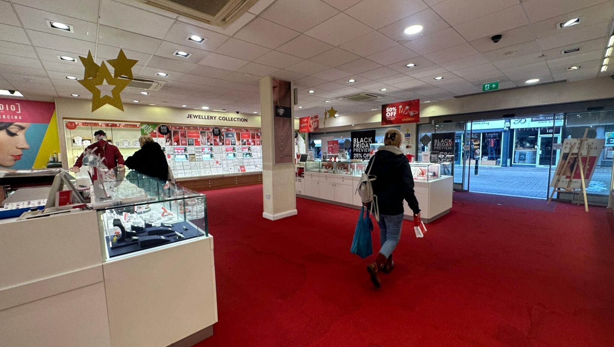 Virtual Freehold Town Centre Shop Investment