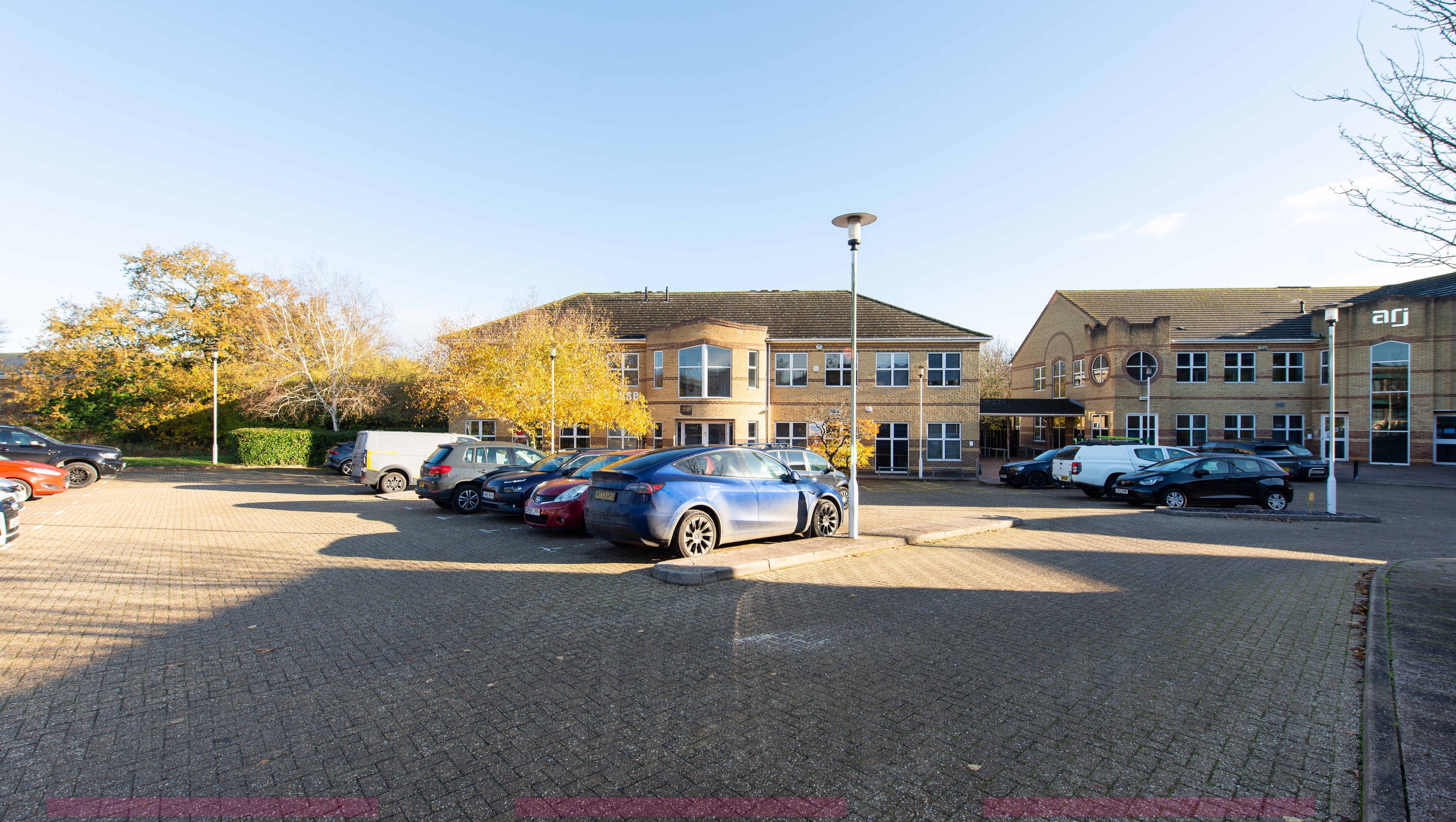 Freehold Multi-Let Office Investment