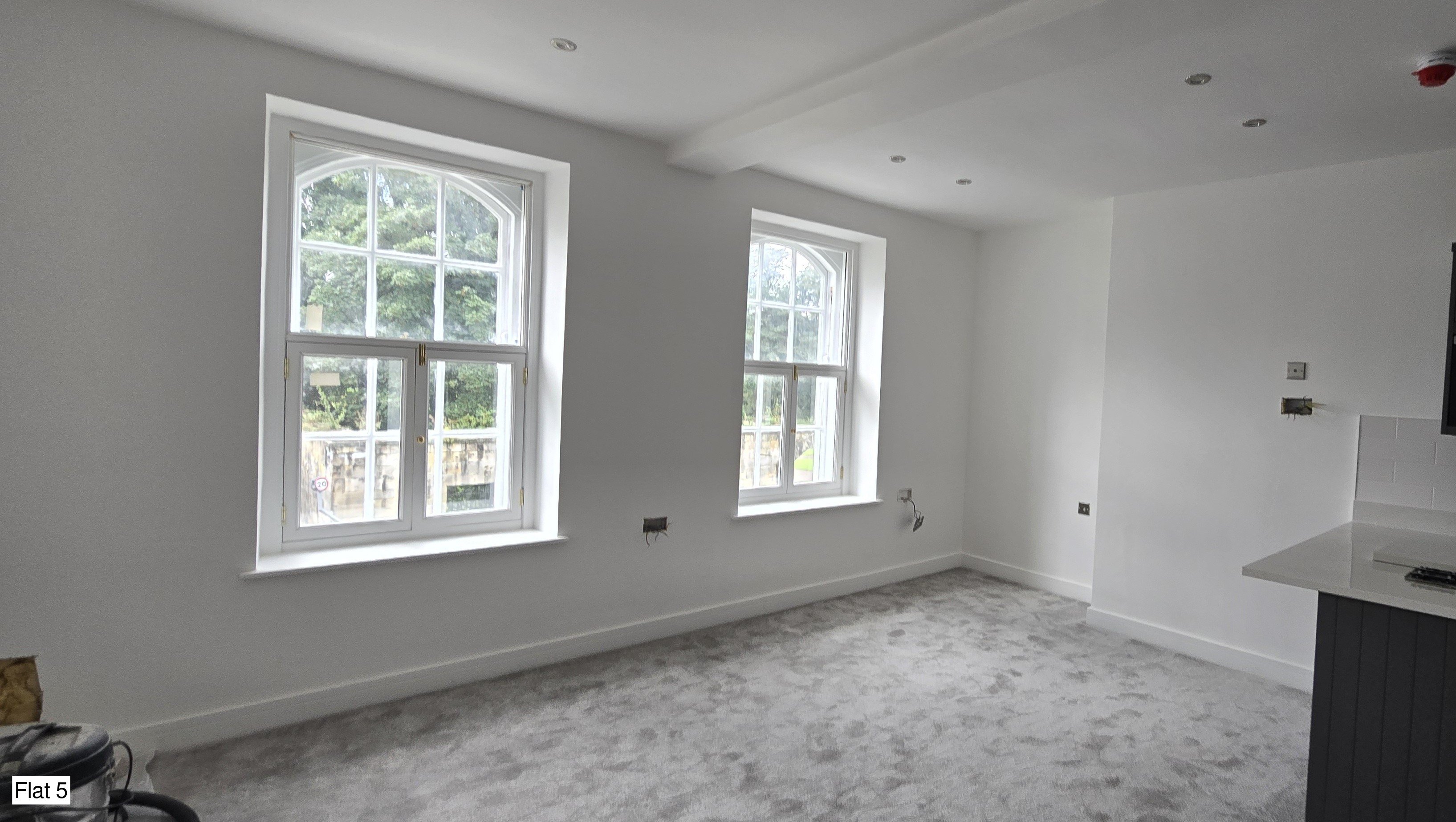 INVESTMENT - Freehold Detached Block of Flats 