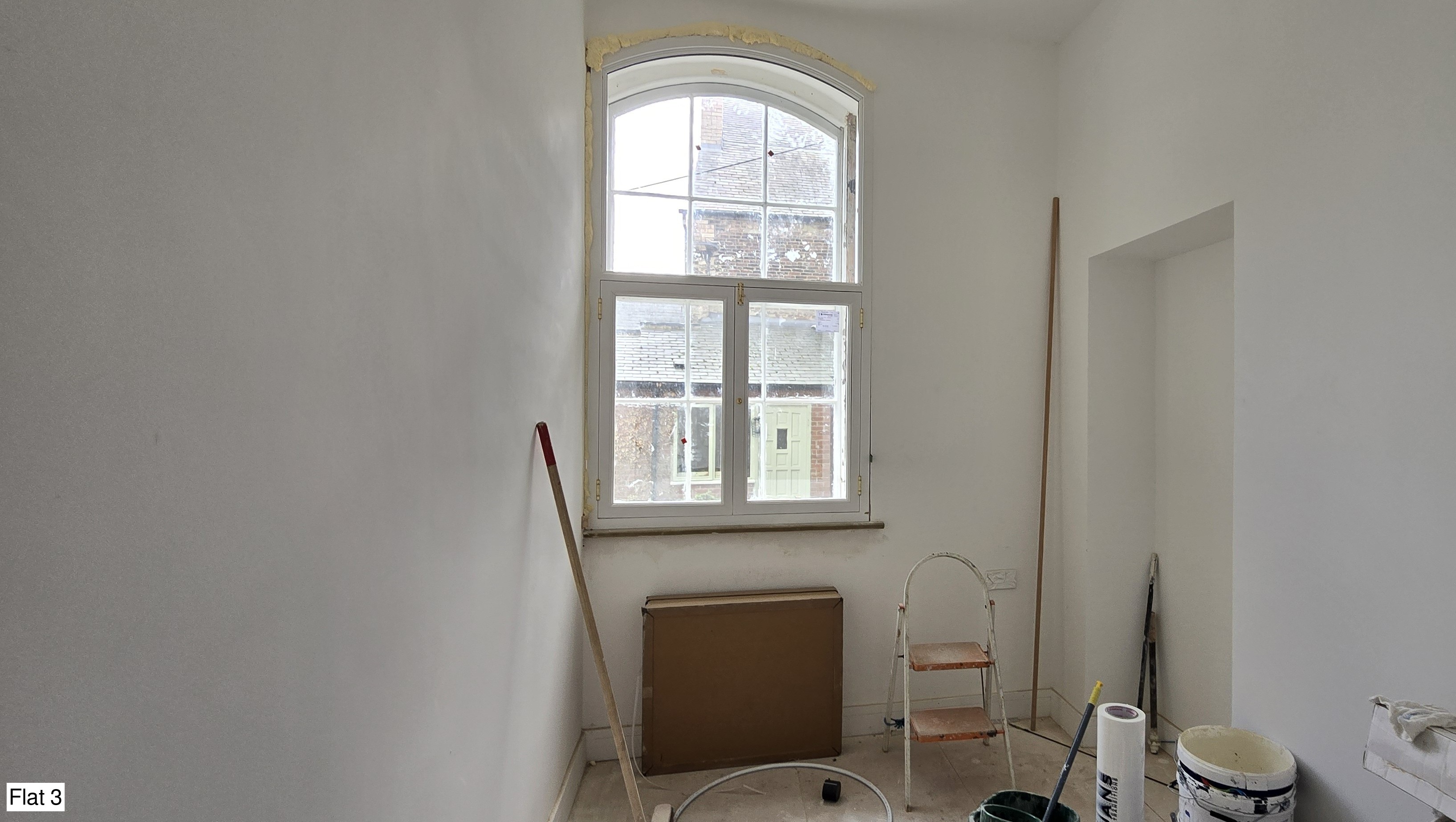 INVESTMENT - Freehold Detached Block of Flats 