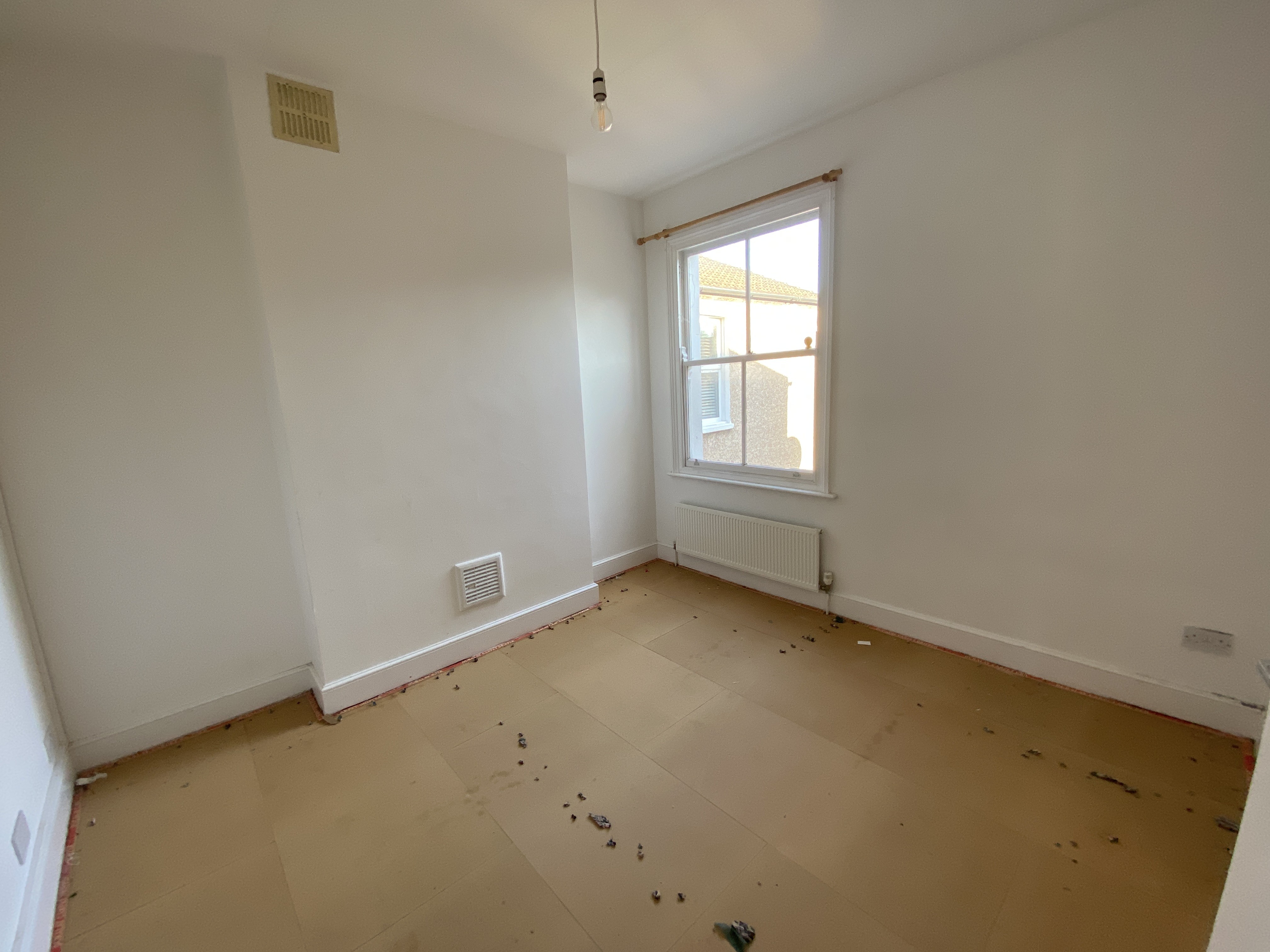 VACANT - Leasehold Self Contained First Floor Flat