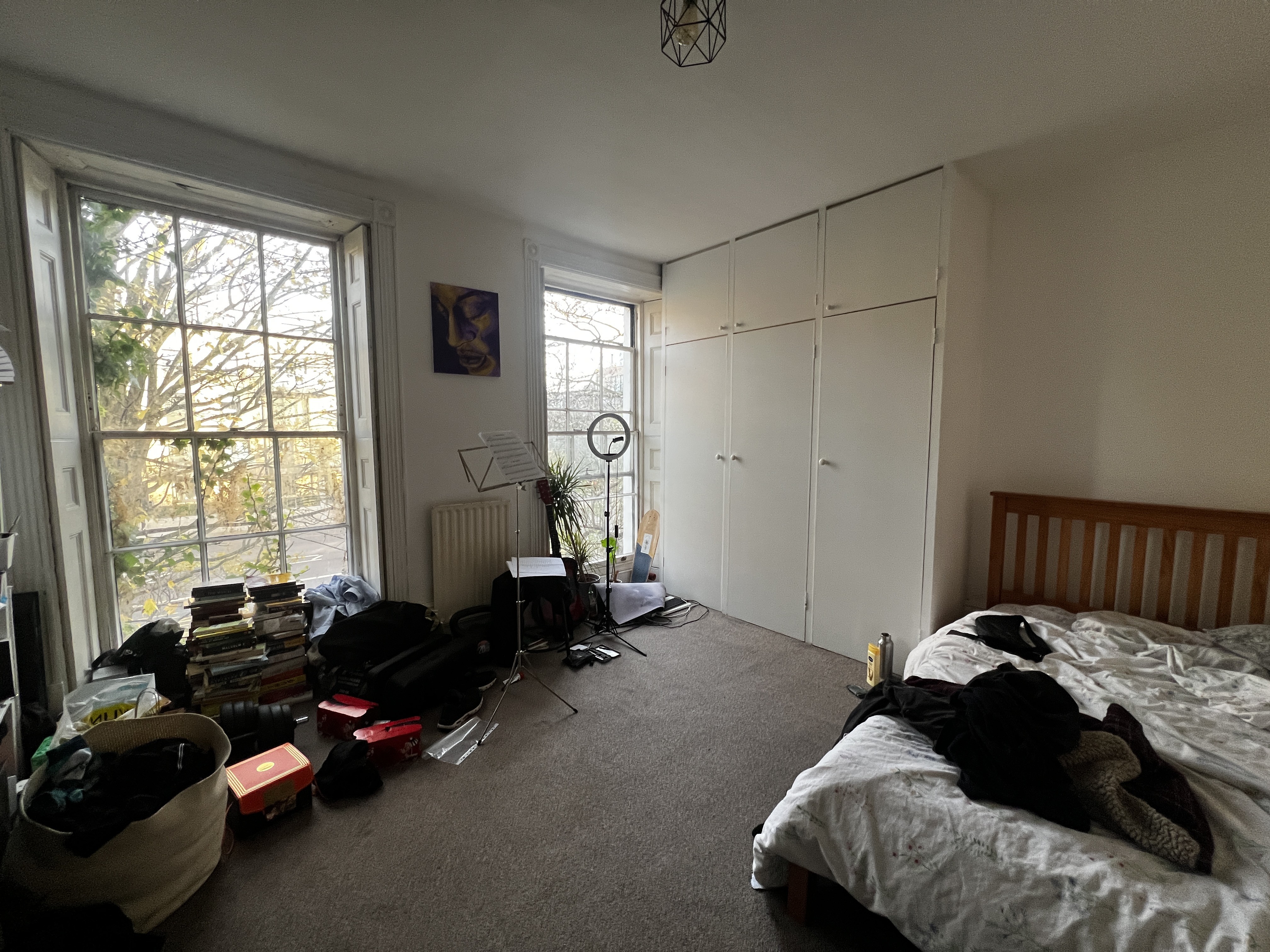 INVESTMENT - Freehold End of Terrace (HMO) Building 