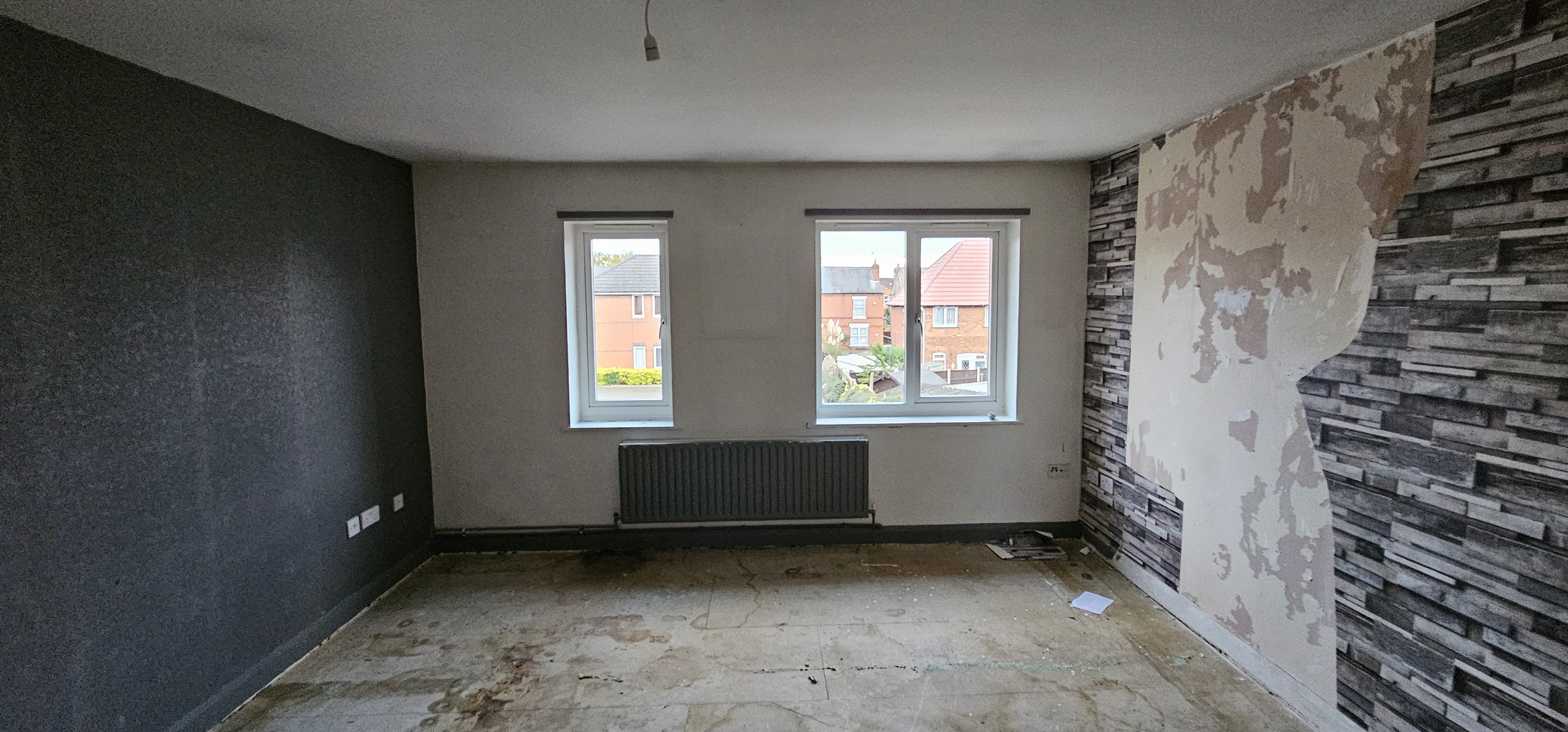 VACANT - Leasehold Self Contained First Floor Flat