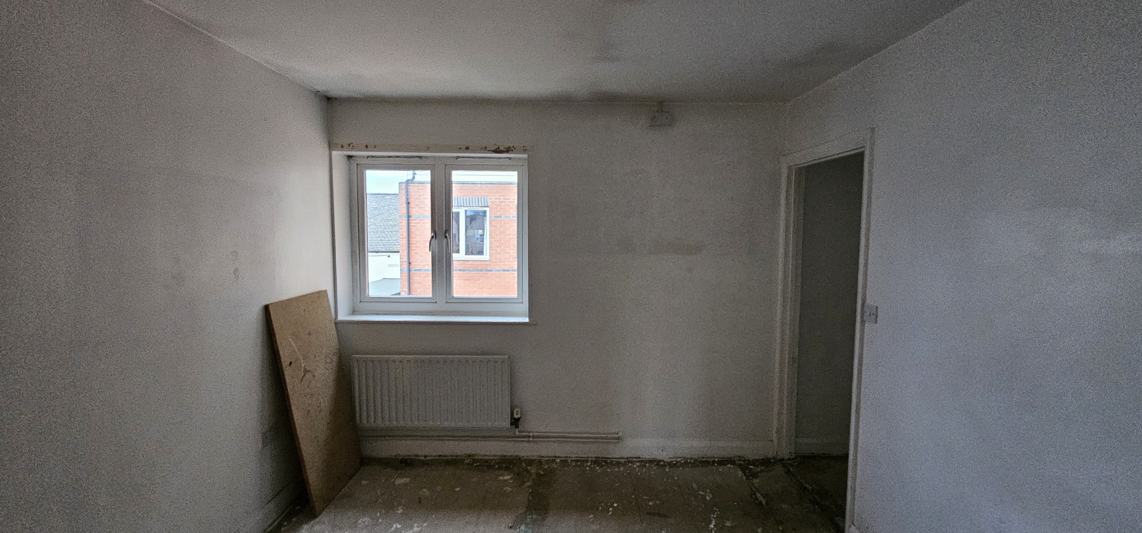 VACANT - Leasehold Self Contained First Floor Flat