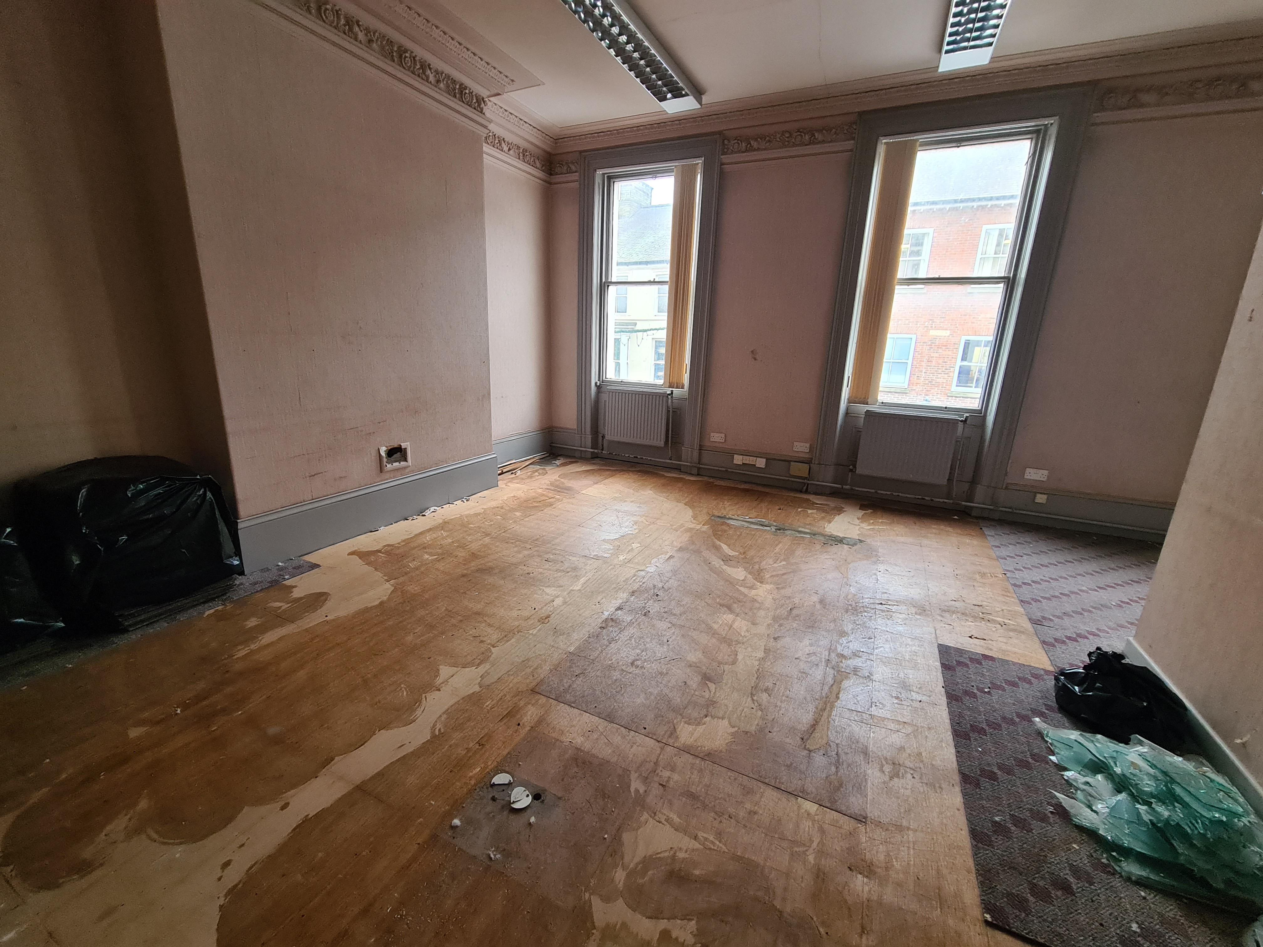 PART VACANT - Freehold Mid Terrace Building with Planning
