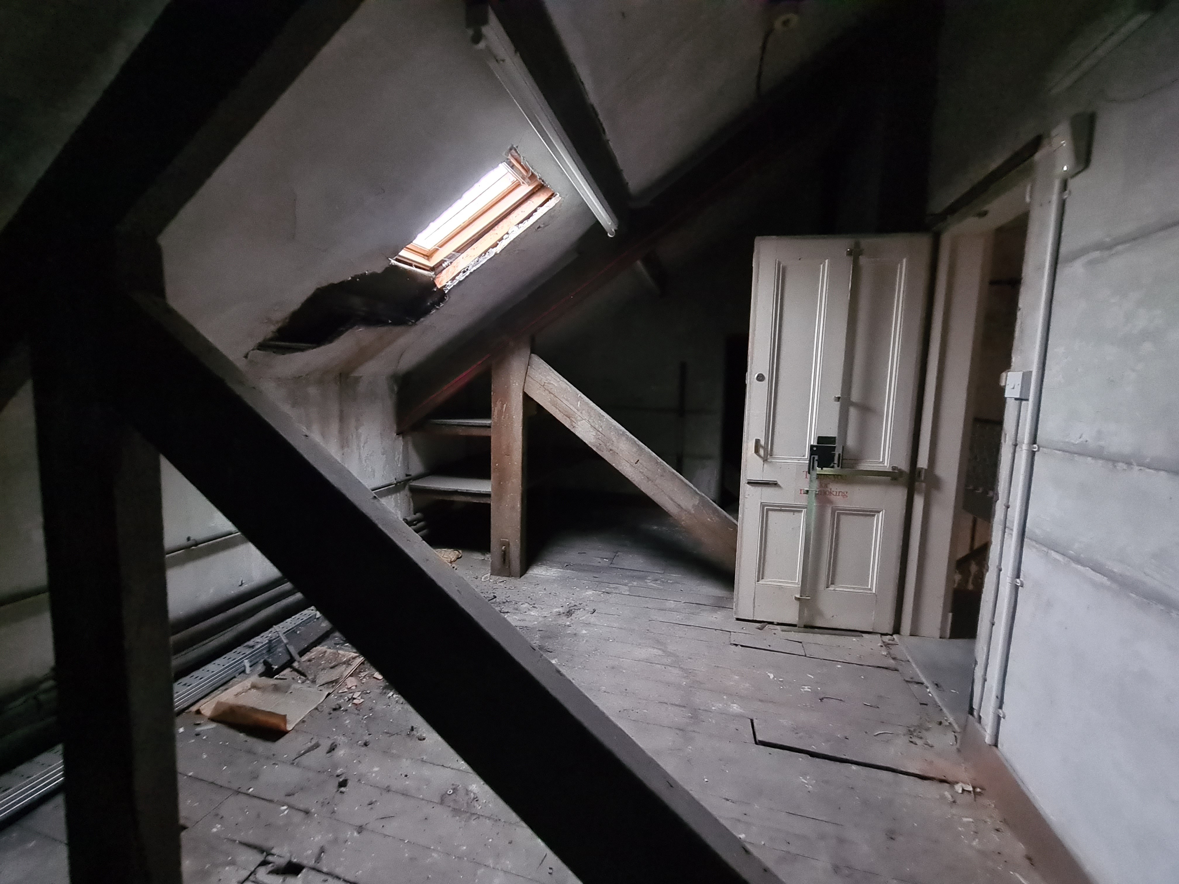 PART VACANT - Freehold Mid Terrace Building with Planning