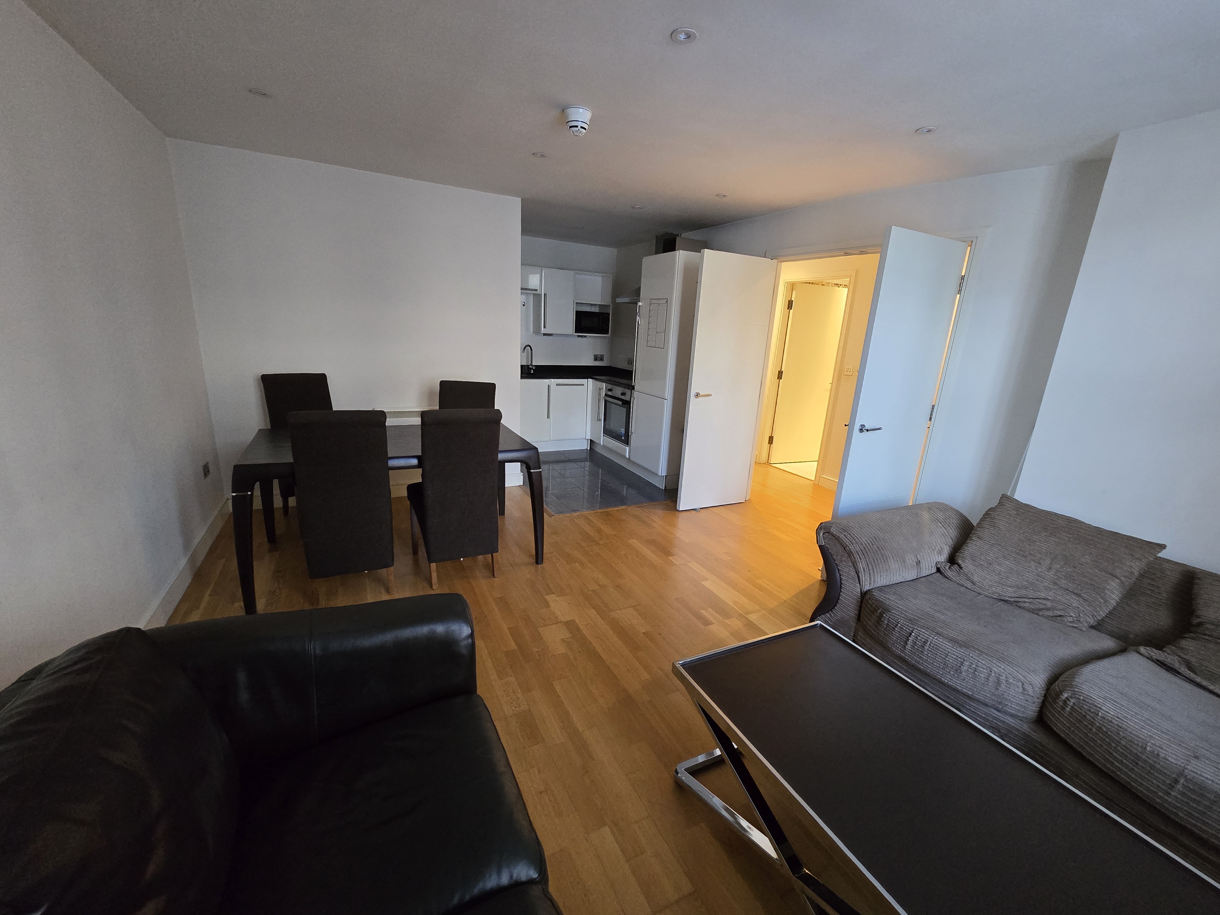 VACANT - Leasehold Self Contained Second Floor Flat situated within a Listed Building