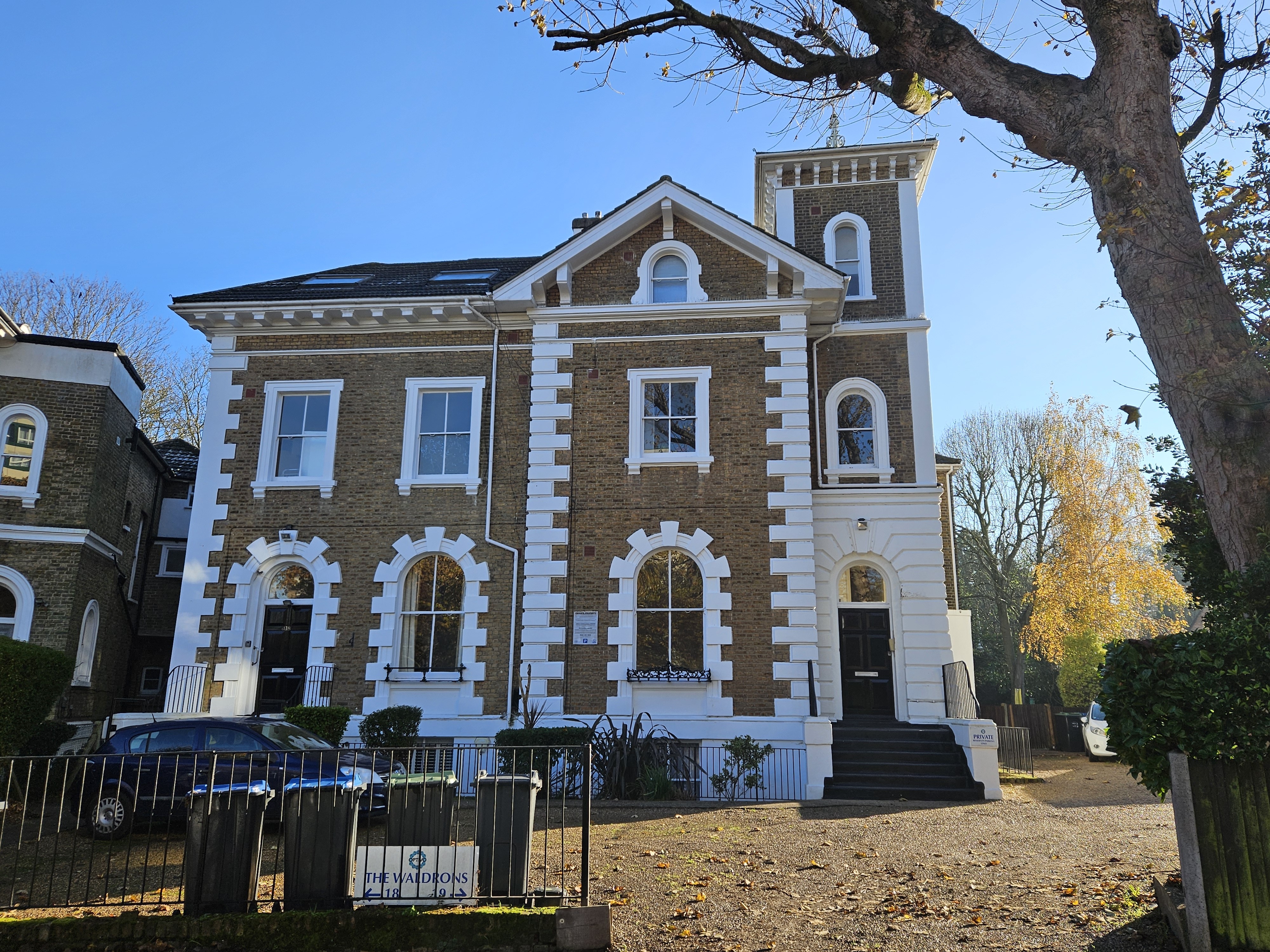 VACANT - Leasehold Self Contained Raised Ground Floor Flat