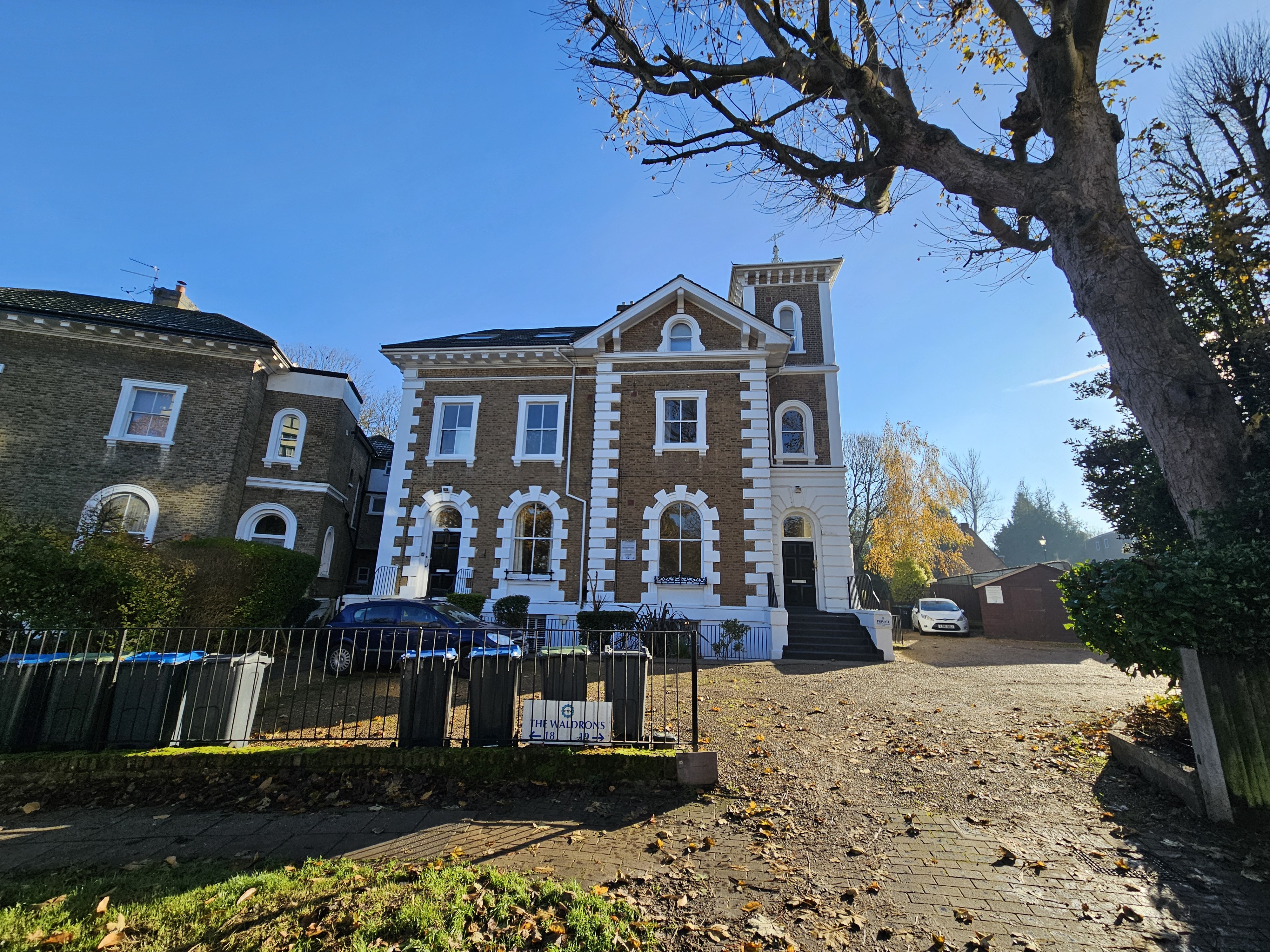 VACANT - Leasehold Self Contained Raised Ground Floor Flat