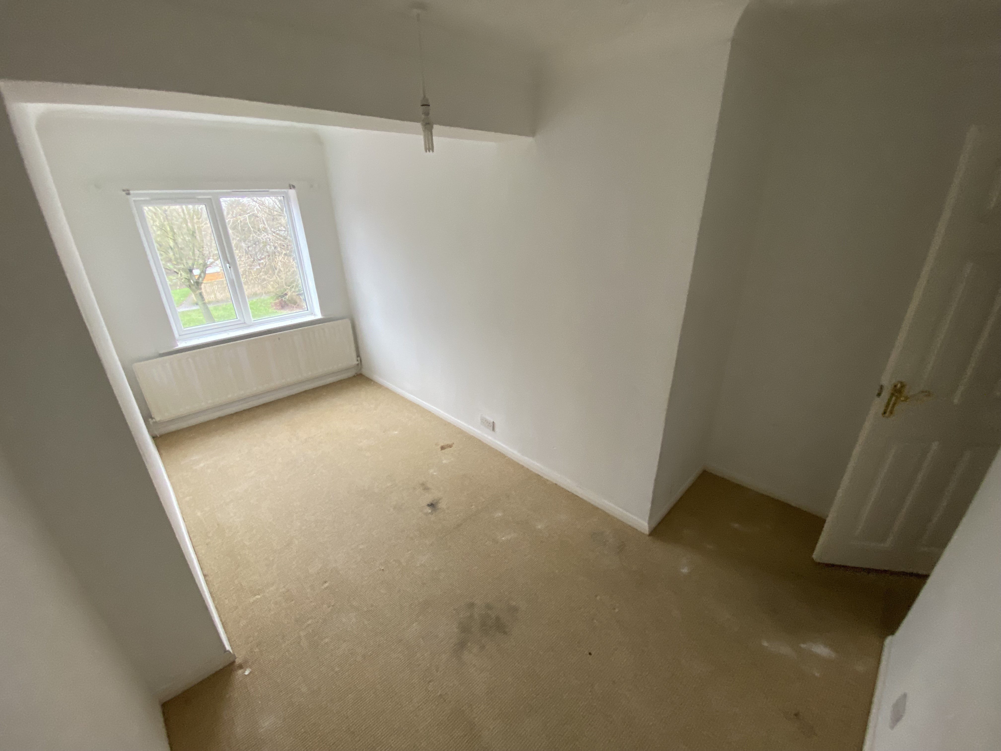 VACANT - Freehold End Terrace House