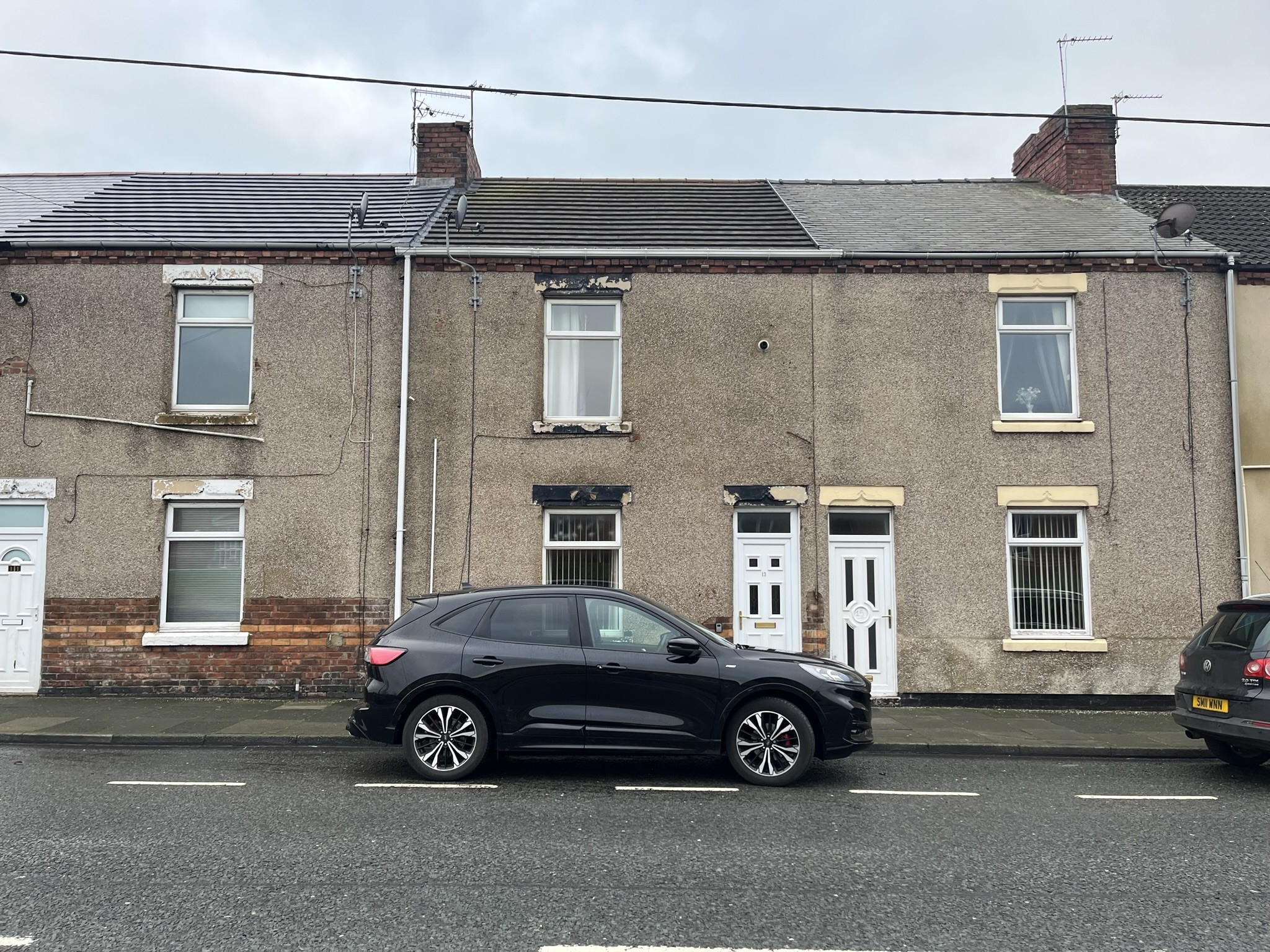 VACANT - Freehold Mid-Terrace House