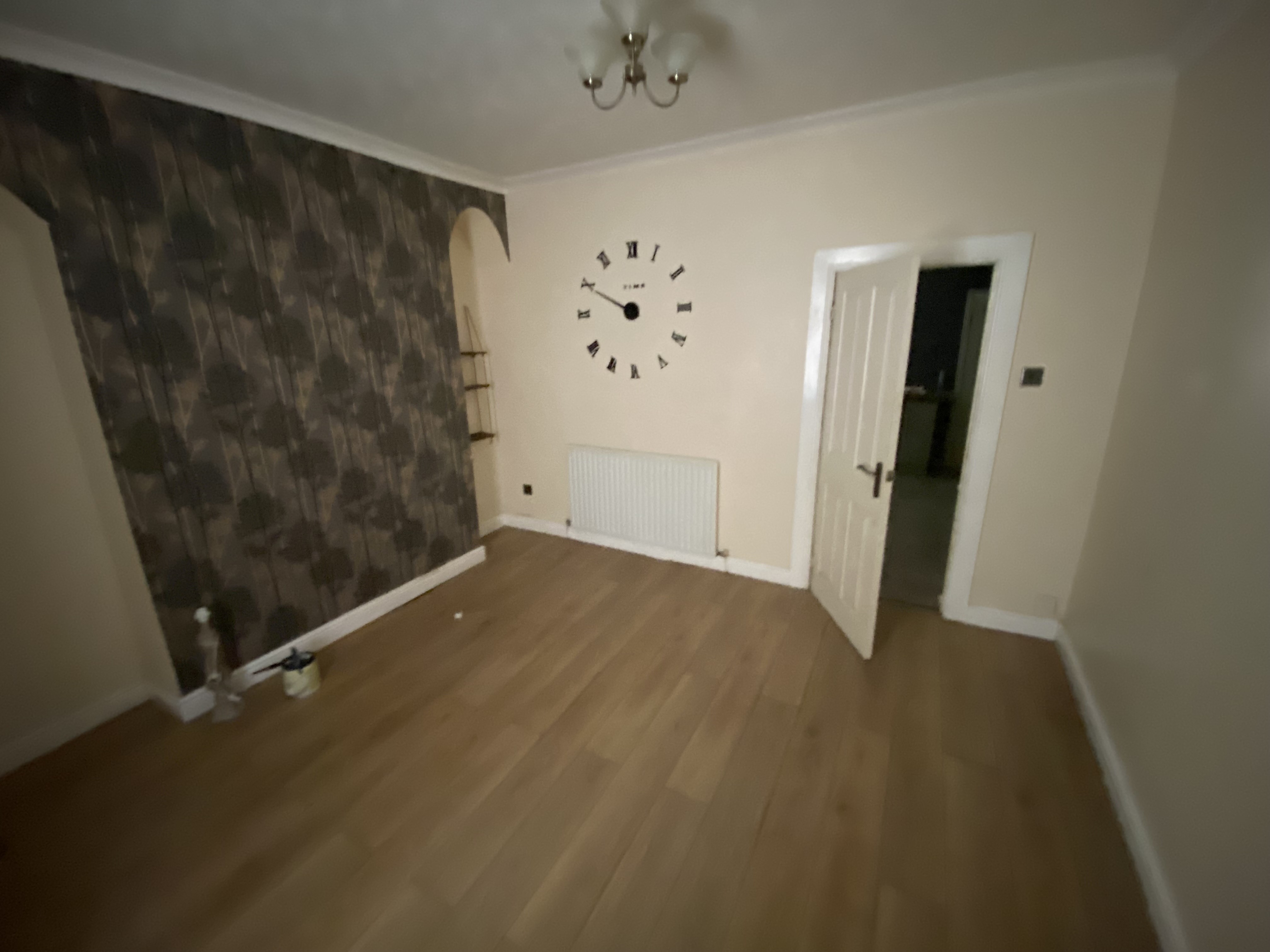 VACANT - Freehold Mid-Terrace House