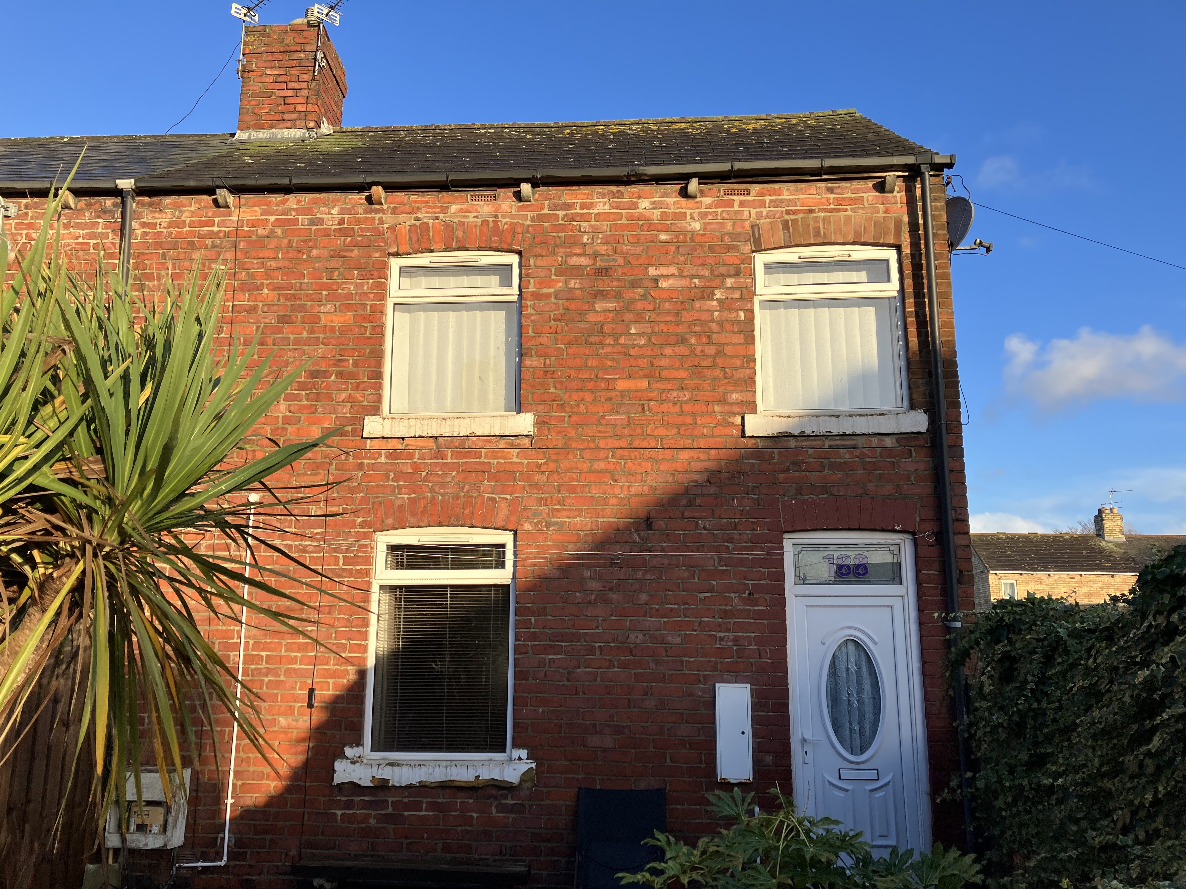 Freehold End Terrace House