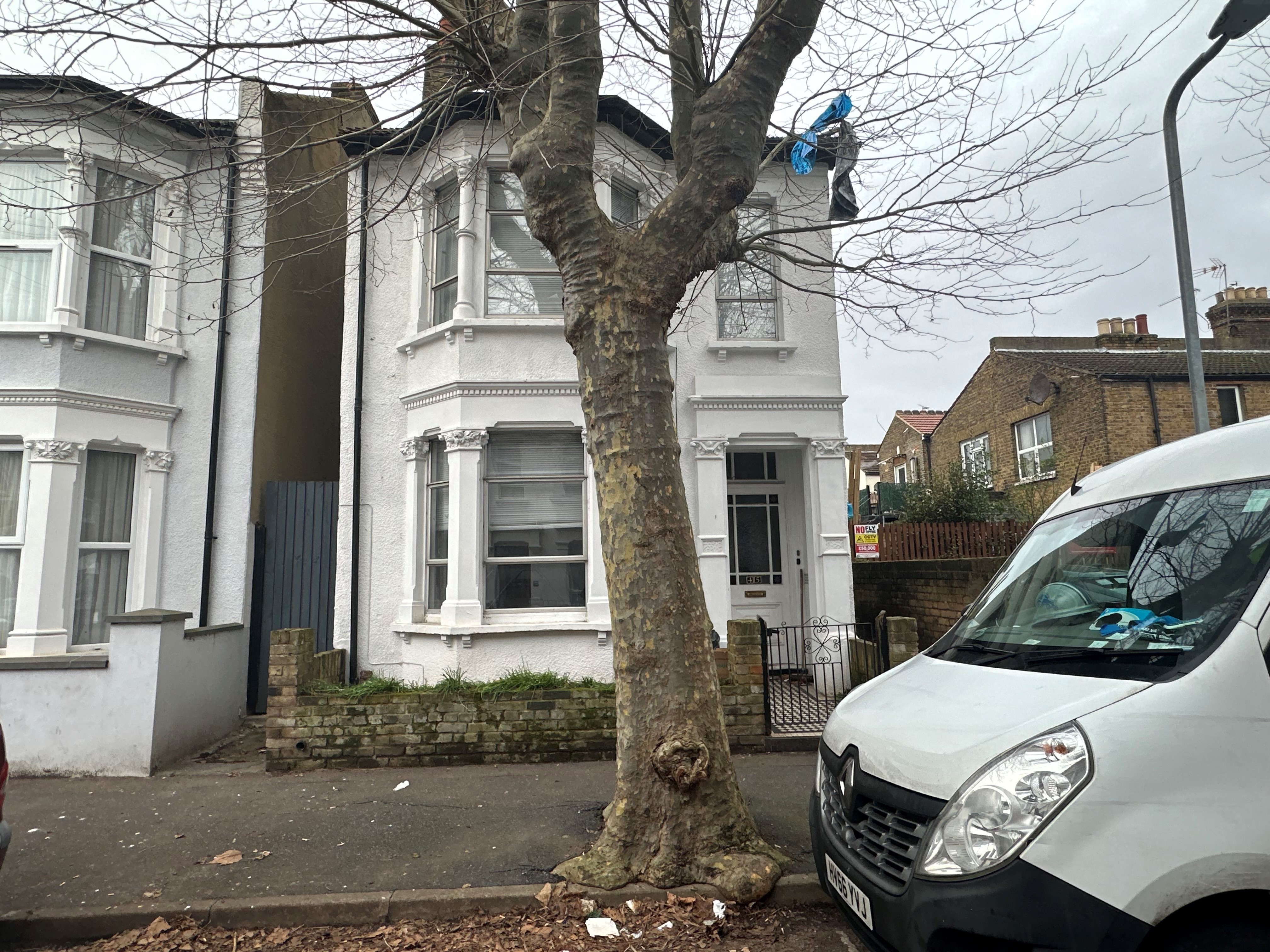 INVESTMENT - Freehold Detached Building