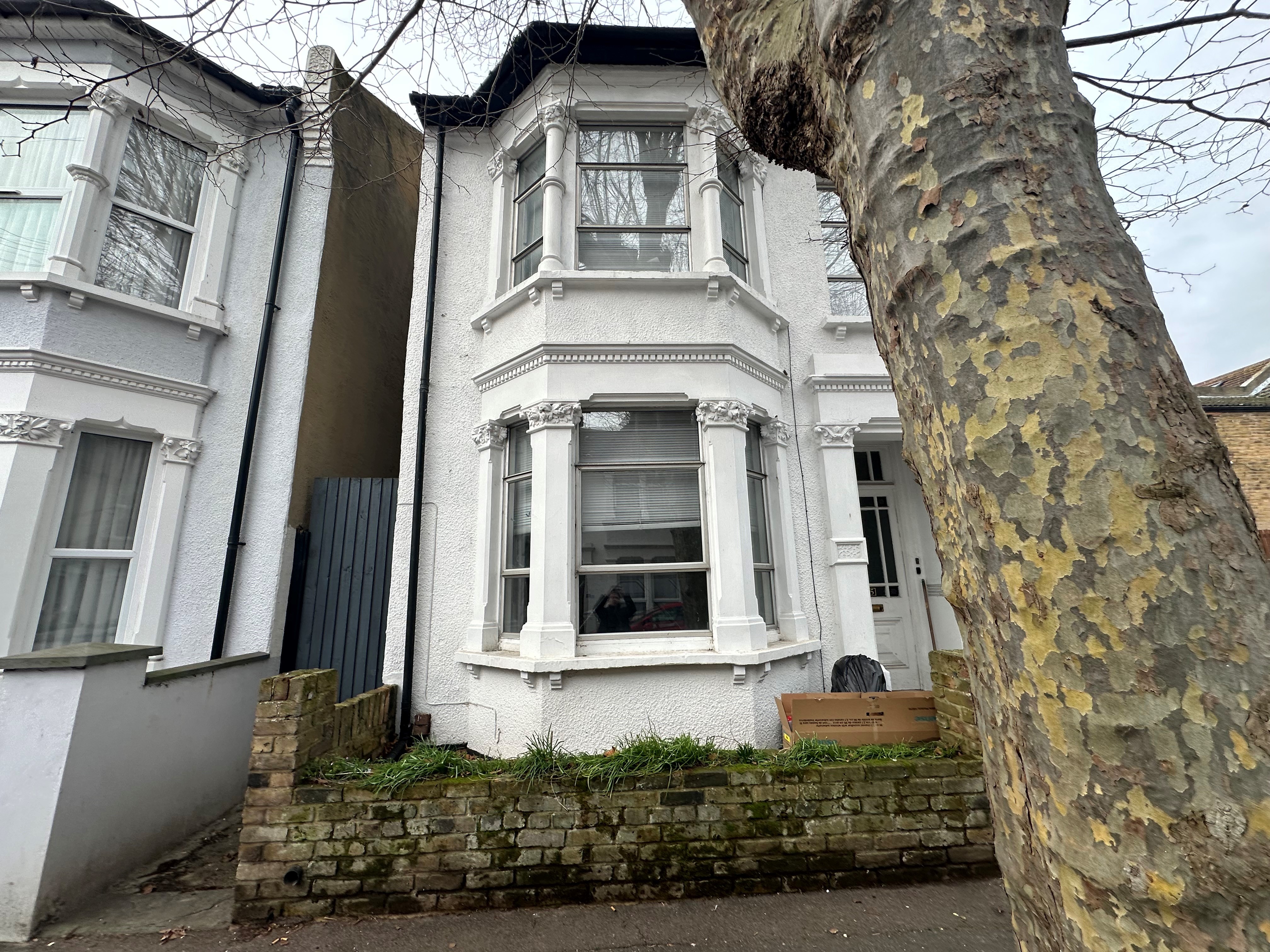 INVESTMENT - Freehold Detached Building