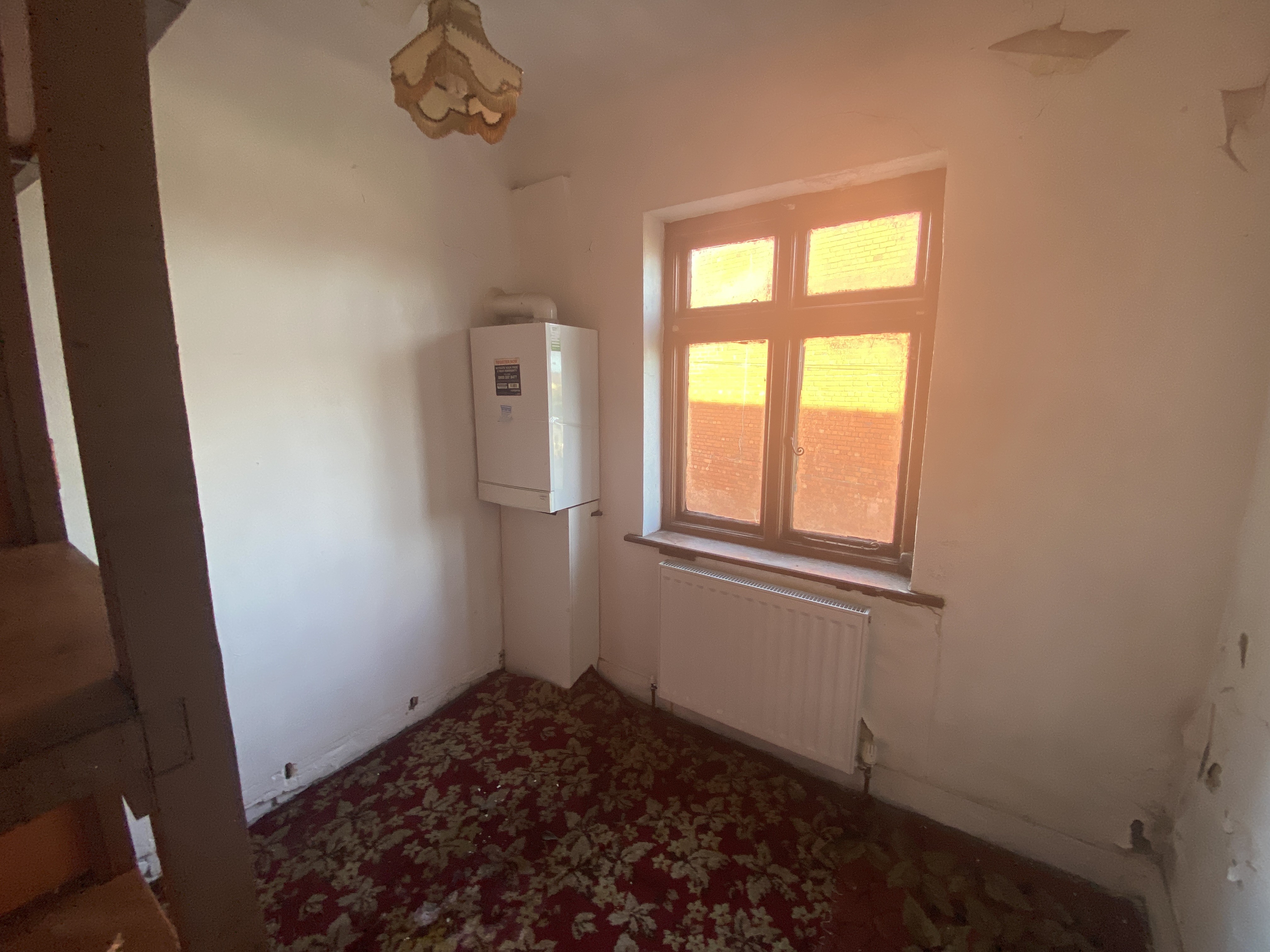VACANT - Freehold Terrace House