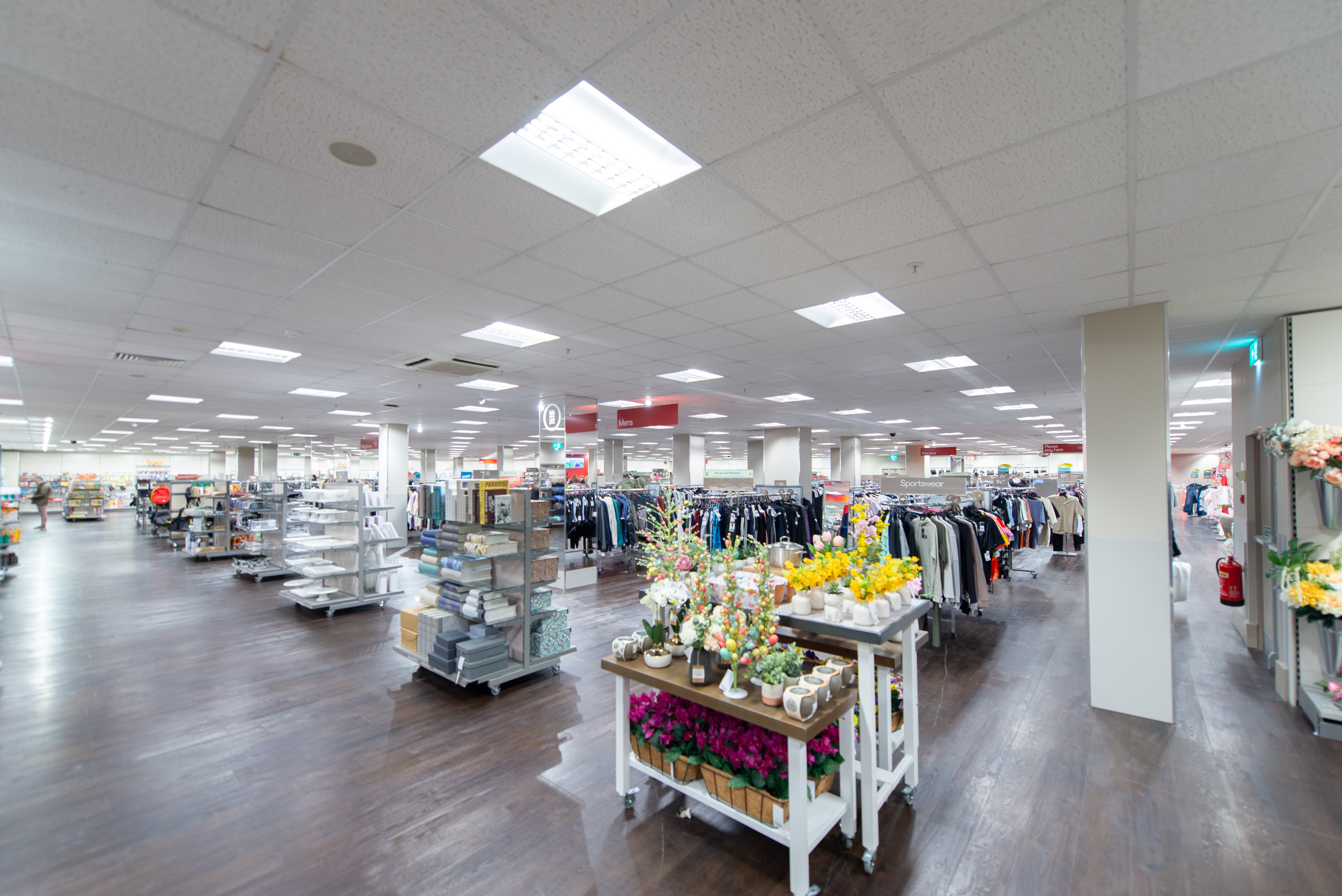Freehold Retail & Leisure Parade and Residential Ground Rent Investment
