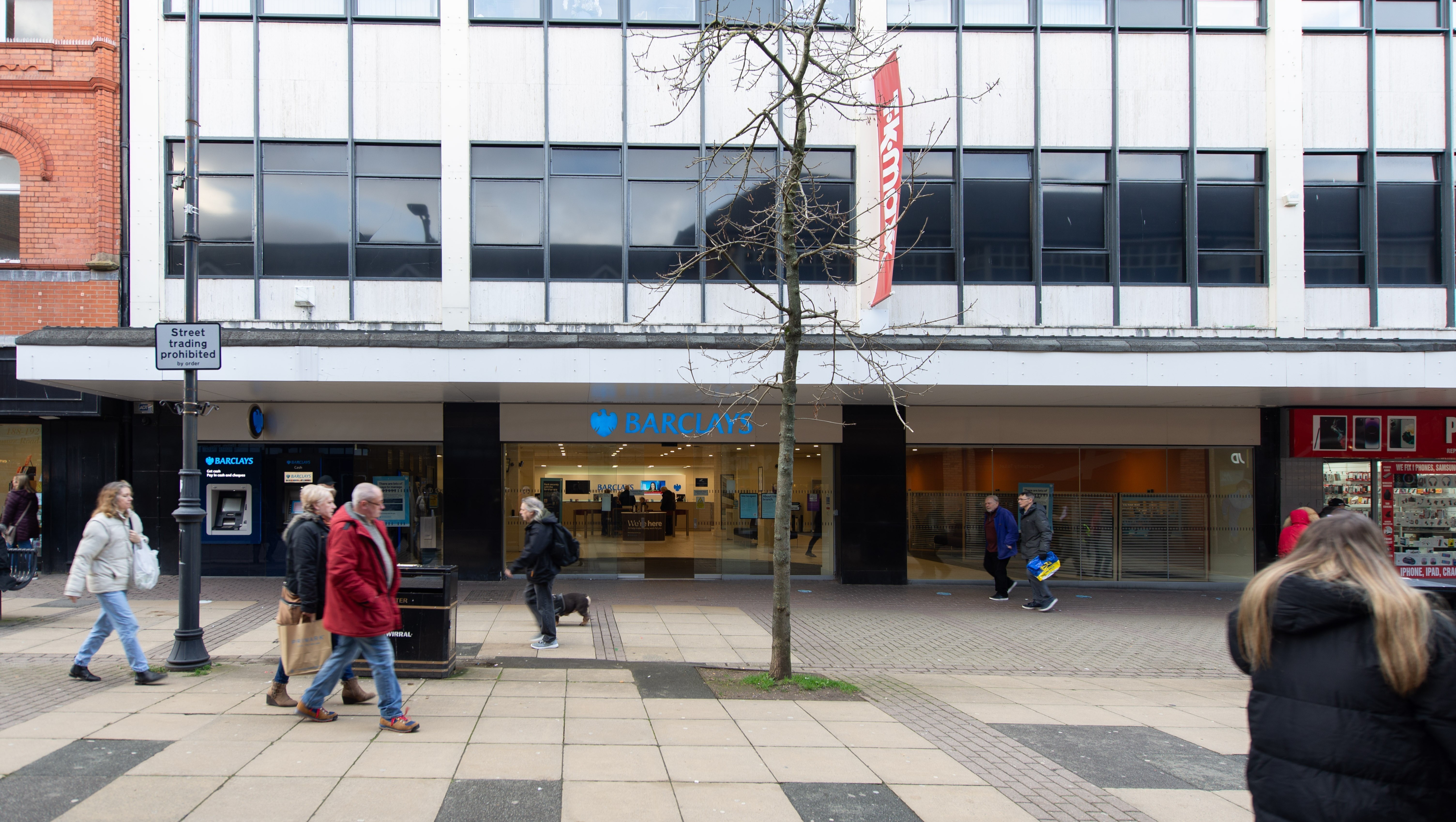 Freehold Retail & Leisure Parade and Residential Ground Rent Investment