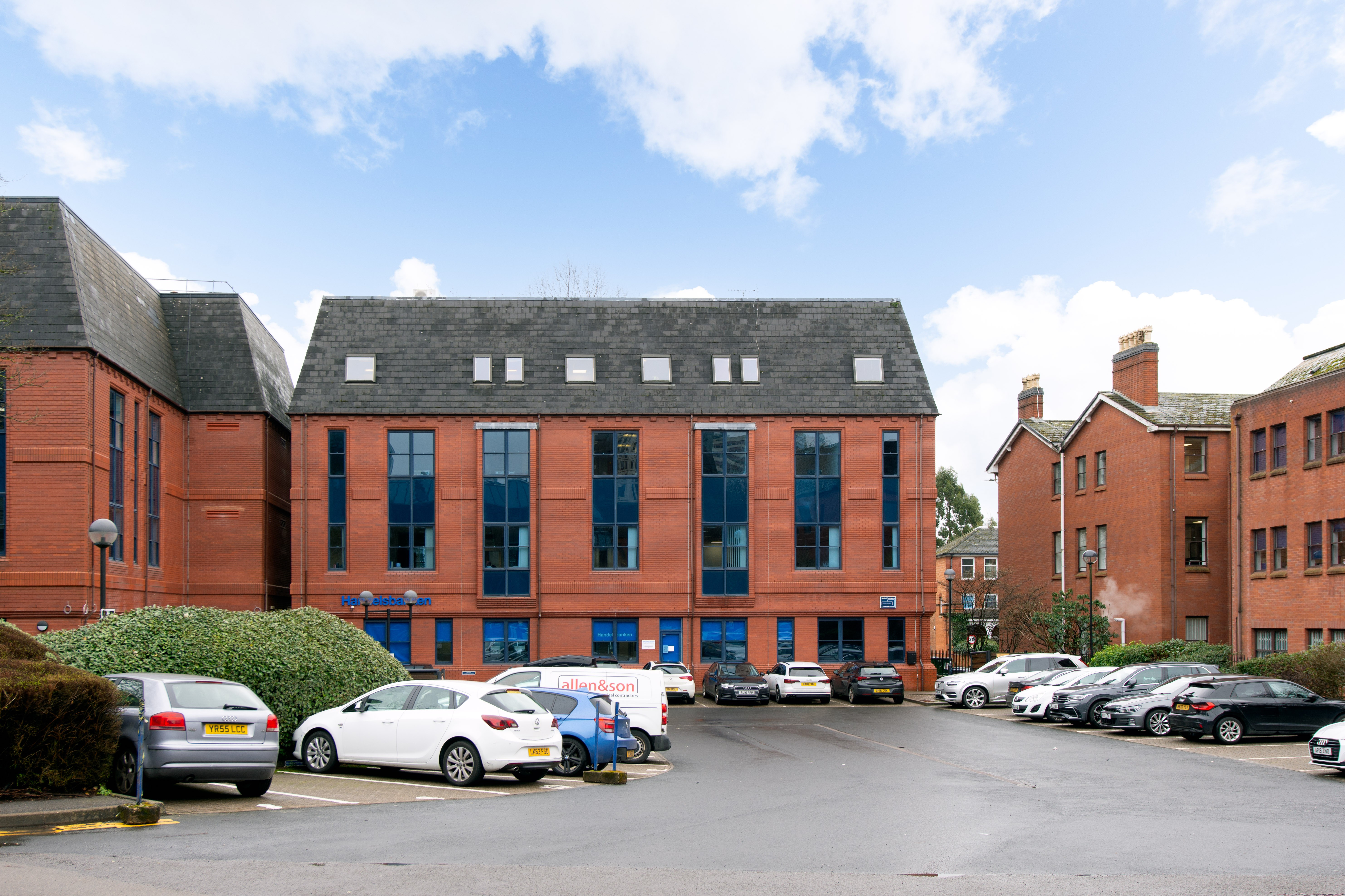 Modern Leasehold Office Investment