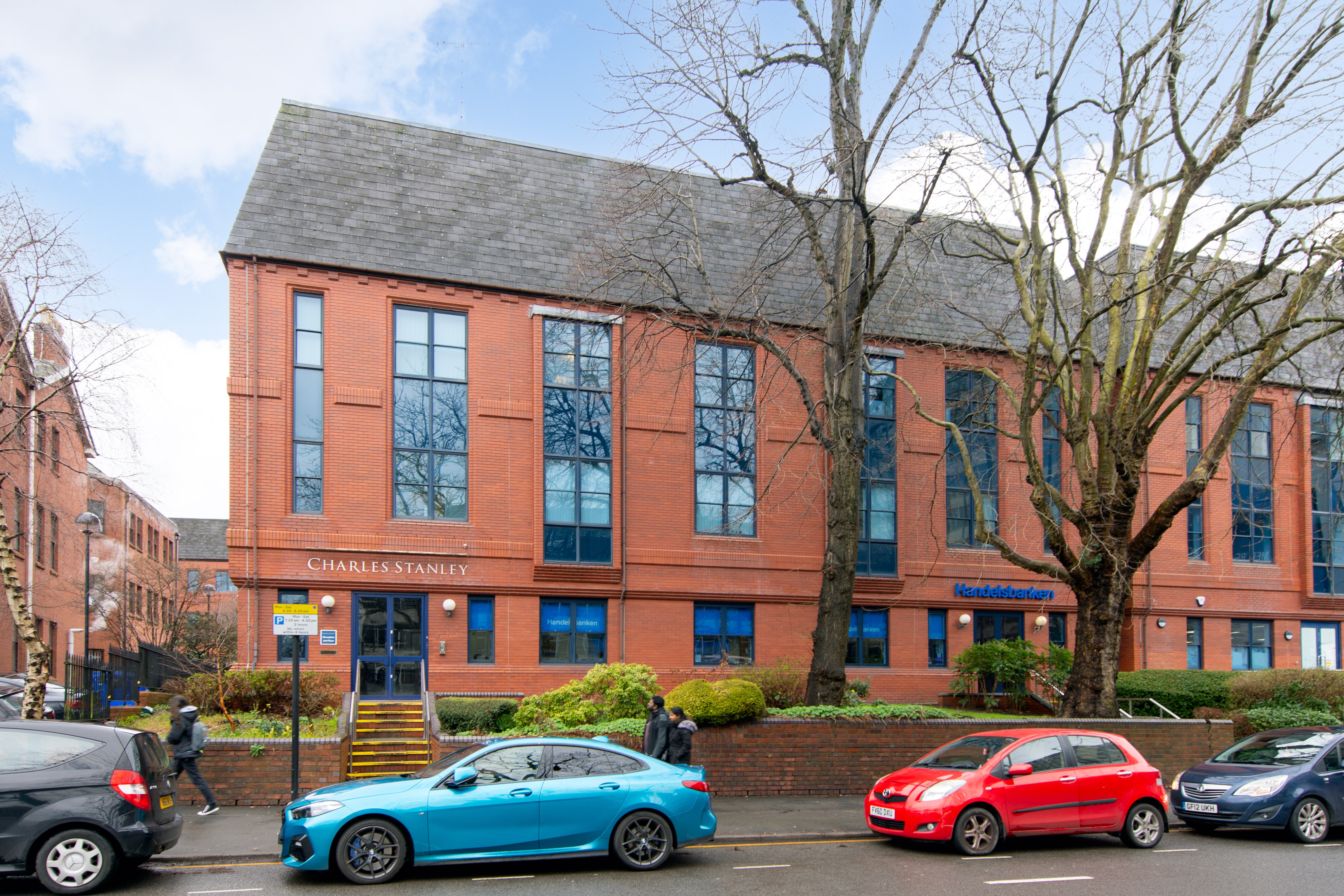 Modern Leasehold Office Investment