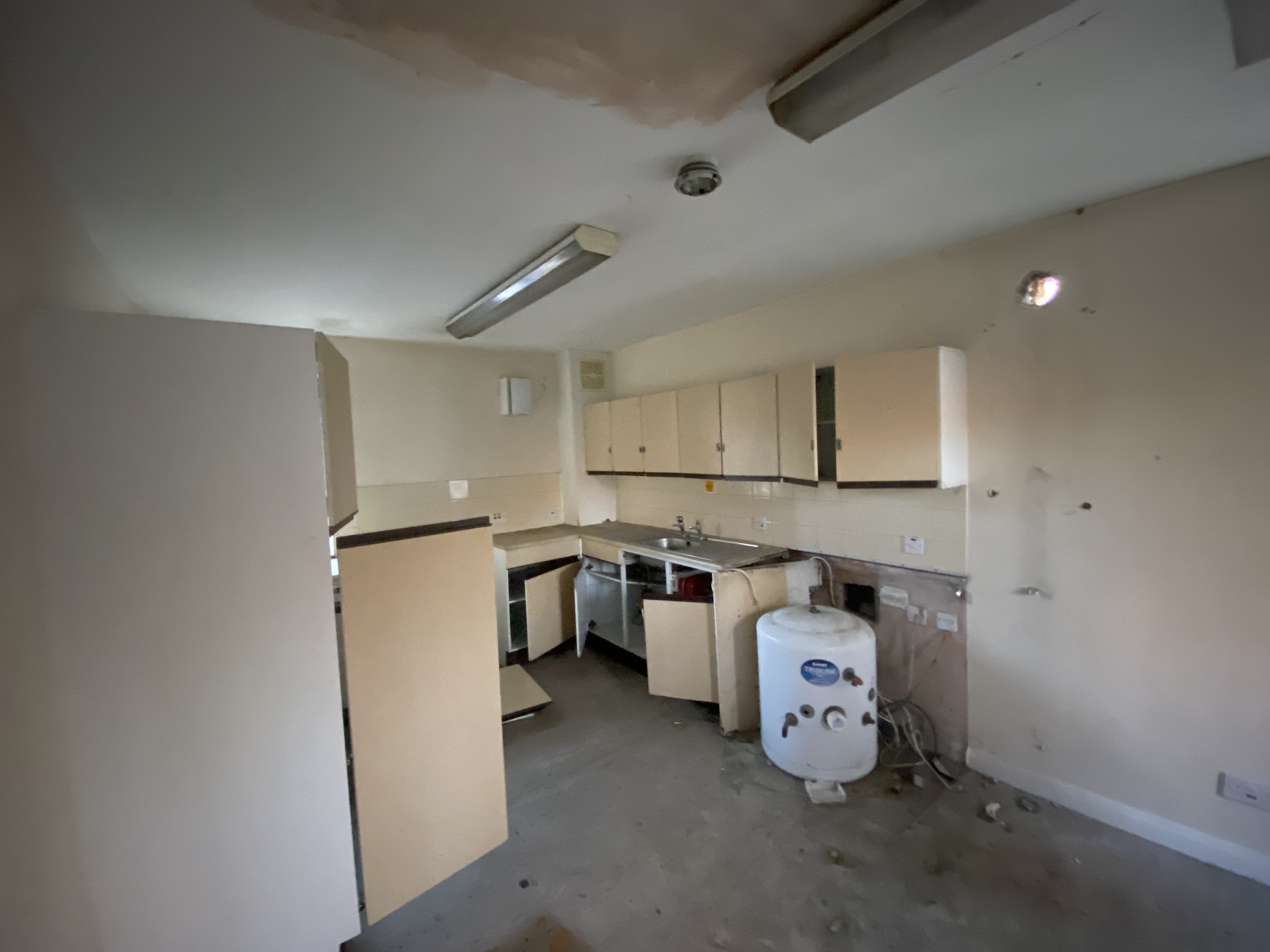 PART VACANT - Freehold Block of 84 Student Rooms
