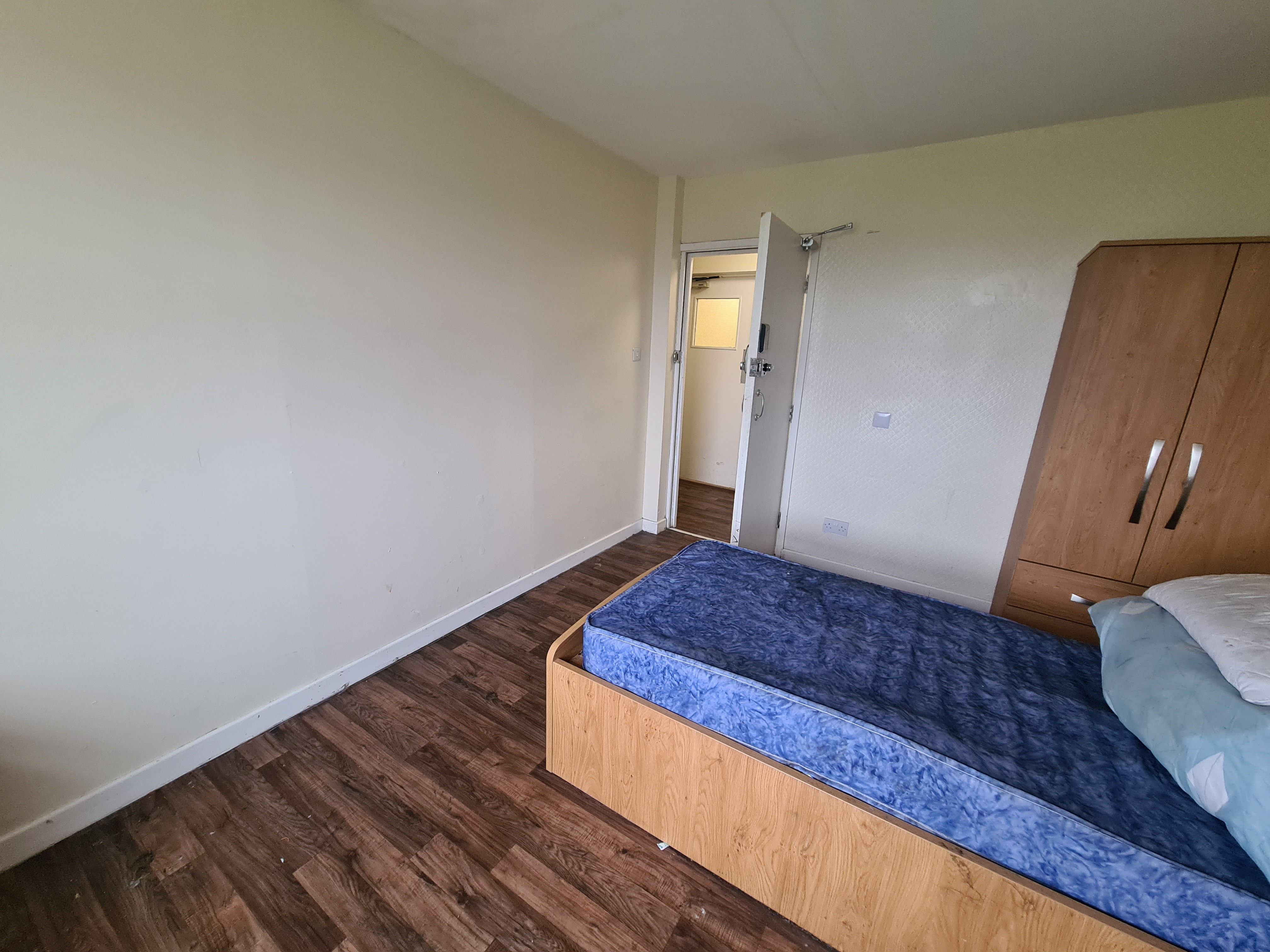 VACANT - Freehold End Of Terrace Four Storey Building